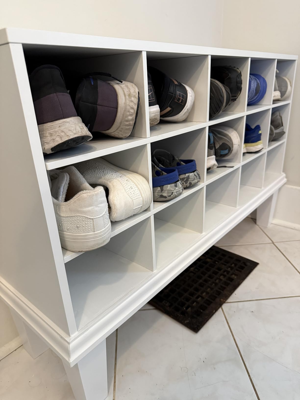 VASAGLE CUSTOS Collection - Shoe Bench, Storage Bench with Padded Seat, Entryway Bench with 10 Compartments, for Bedroom, 11.8 x 40.9 x 18.9 Inches, Cloud White and Dove Gray ULHS010W01 customer photo 1