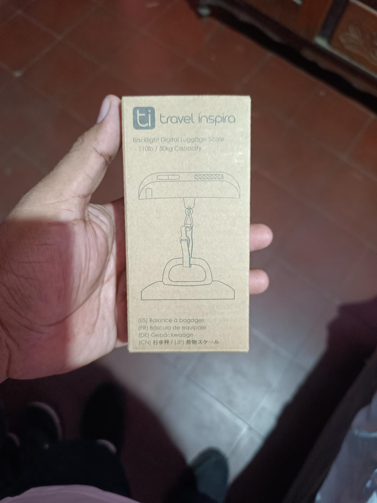 Luggage Scale, Portable Digital Hanging Baggage Scale for Travel, Suitcase Weight Scale with Rubber Paint, 110 Pounds, Battery Included customer photo 1
