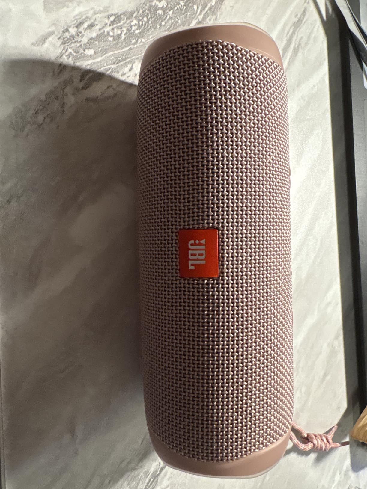 JBL FLIP 5, Waterproof Portable Bluetooth Speaker, Blue, 3.6 x 3.6 x 8.5 customer photo 2