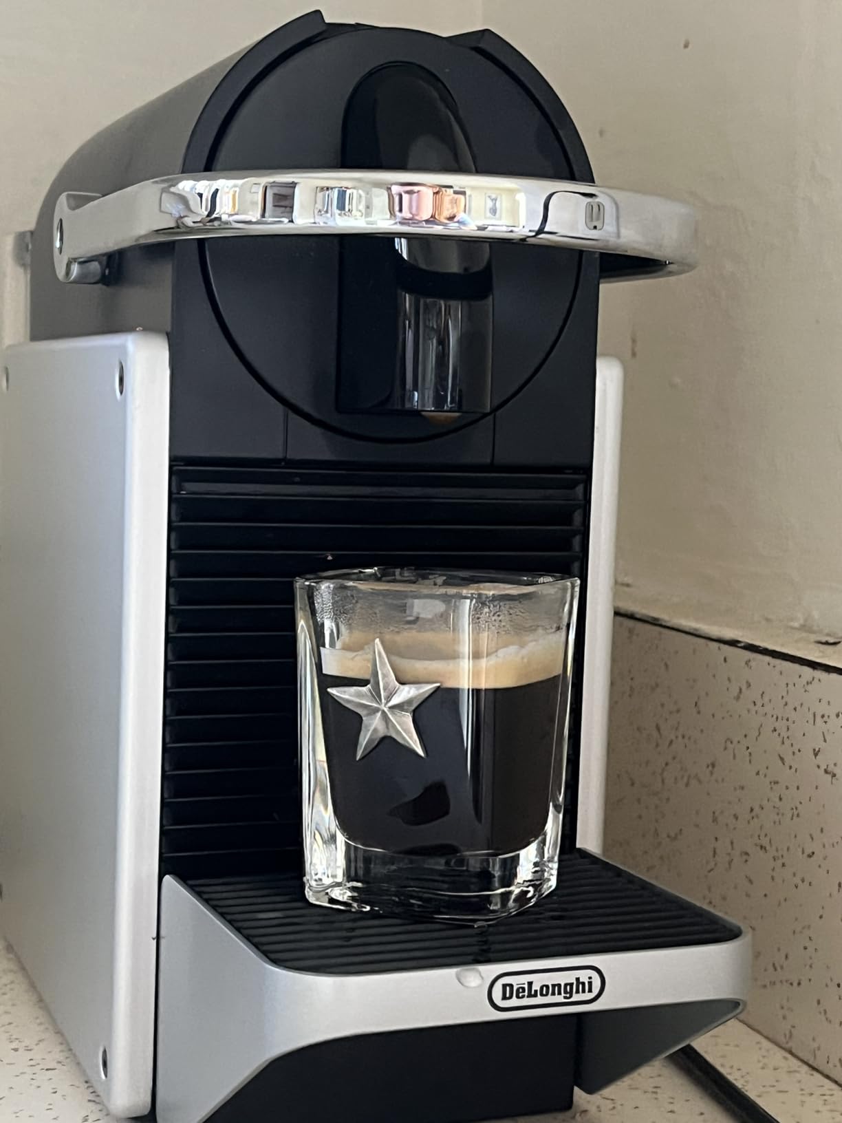 Nespresso Pixie Espresso Machine by De'Longhi, 1100ml, Aluminum, Silver customer photo 2