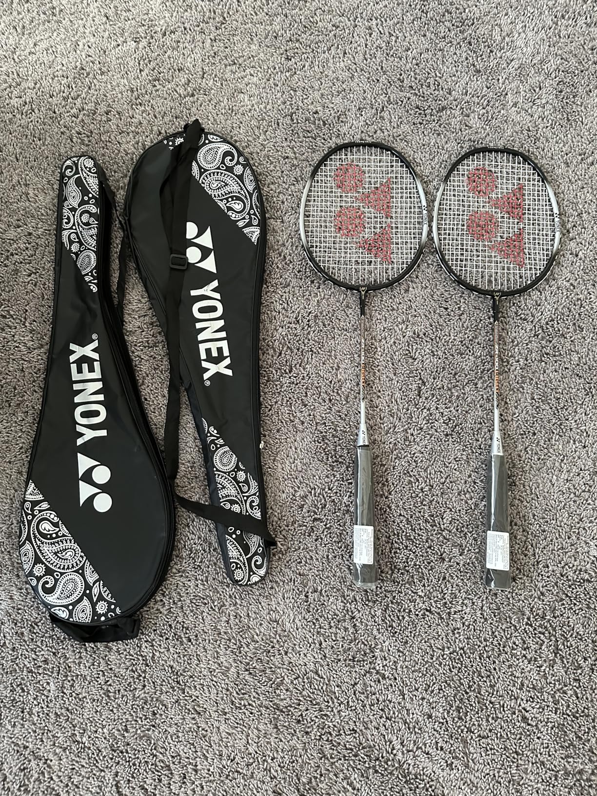 YONEX ZR 100 Light Aluminum Blend Badminton Racquet with Full Cover, Set of 2 customer photo 2