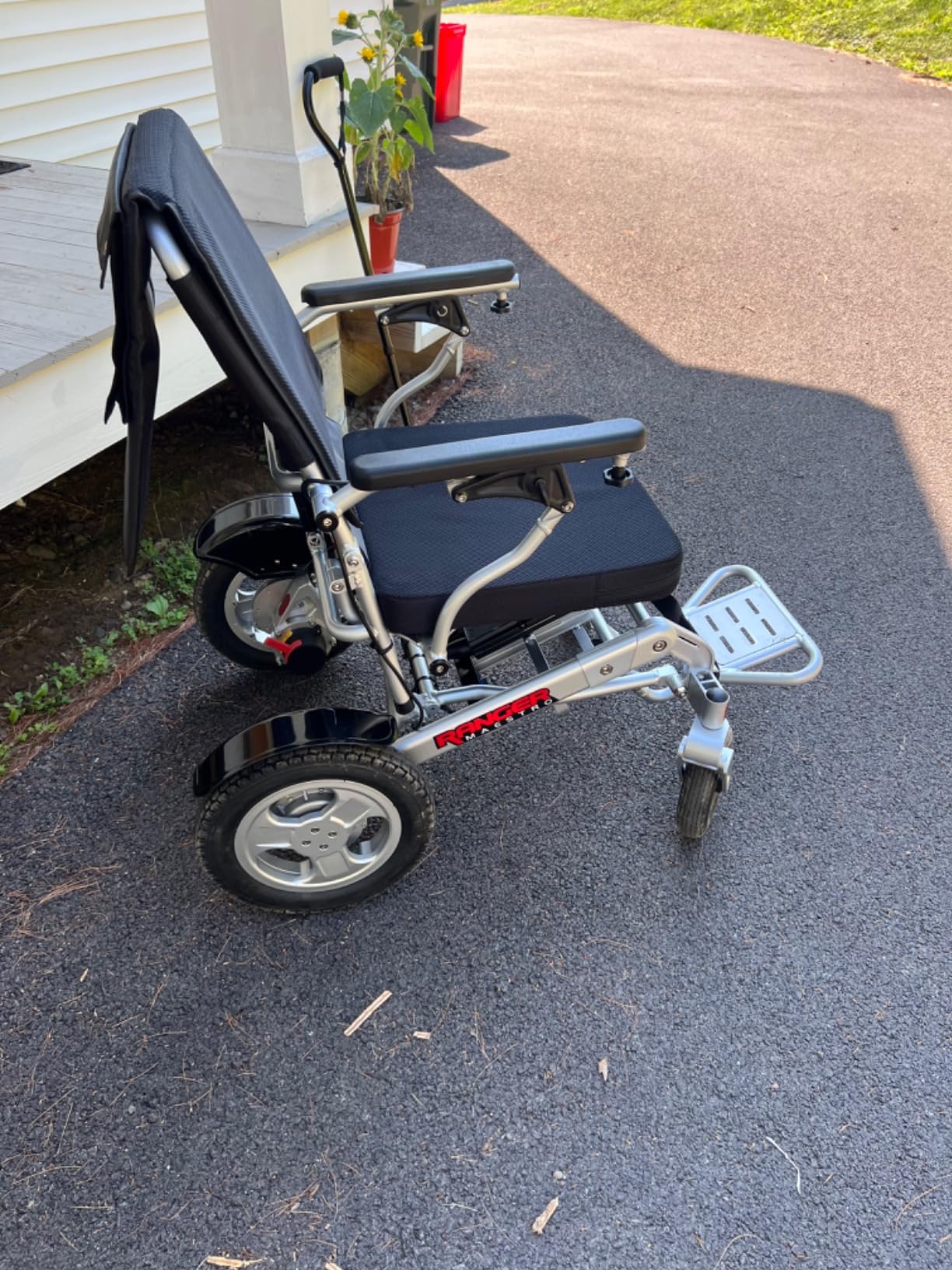 Porto Mobility Ranger Maestro Reclining Lightweight High-End Folding Electric Wheelchair, Weatherproof, Dual Batteries, Dual Posi-Traction Motors, All Terrain Power Wheelchair customer photo 2