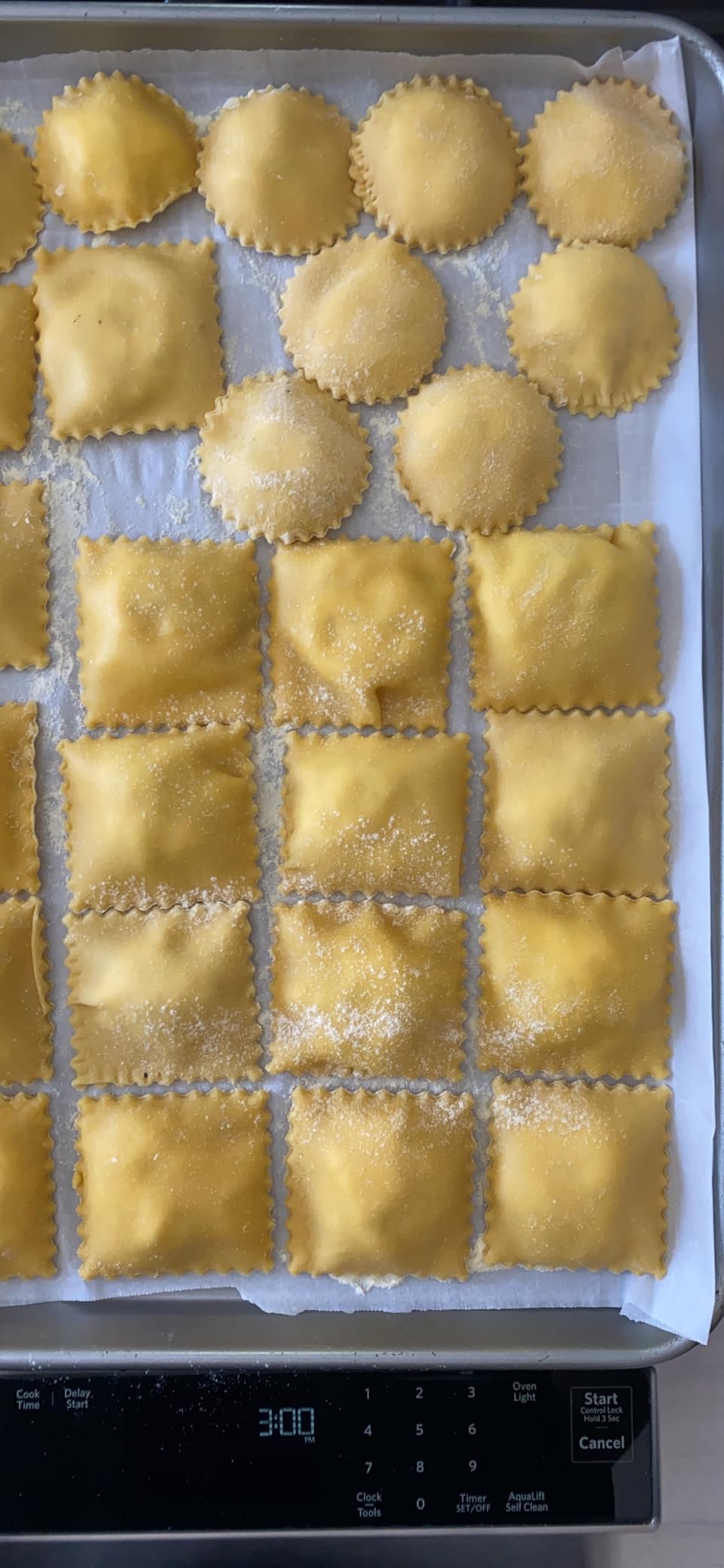 MASTER FENG Ravioli Stamp Maker Cutter with Roller Wheel Set, Mold with Wooden Handle and Fluted Edge, Pasta Press Kitchen Attachment (MF-12456) customer photo 1