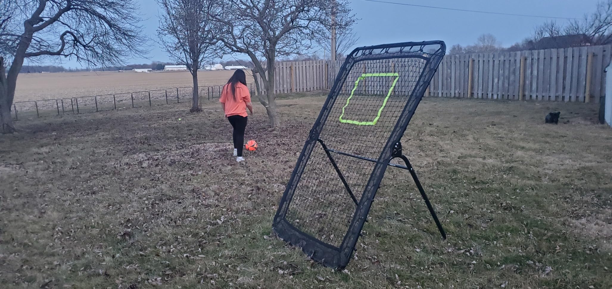 Victorem Lacrosse Rebounder for Backyard - 6x4 Ft. Volleyball Rebounder, Bounce Back Net with 5 Rebound Angles - Rebound Net for Lacrosse, Baseball, Tennis & Softball Training customer photo 1