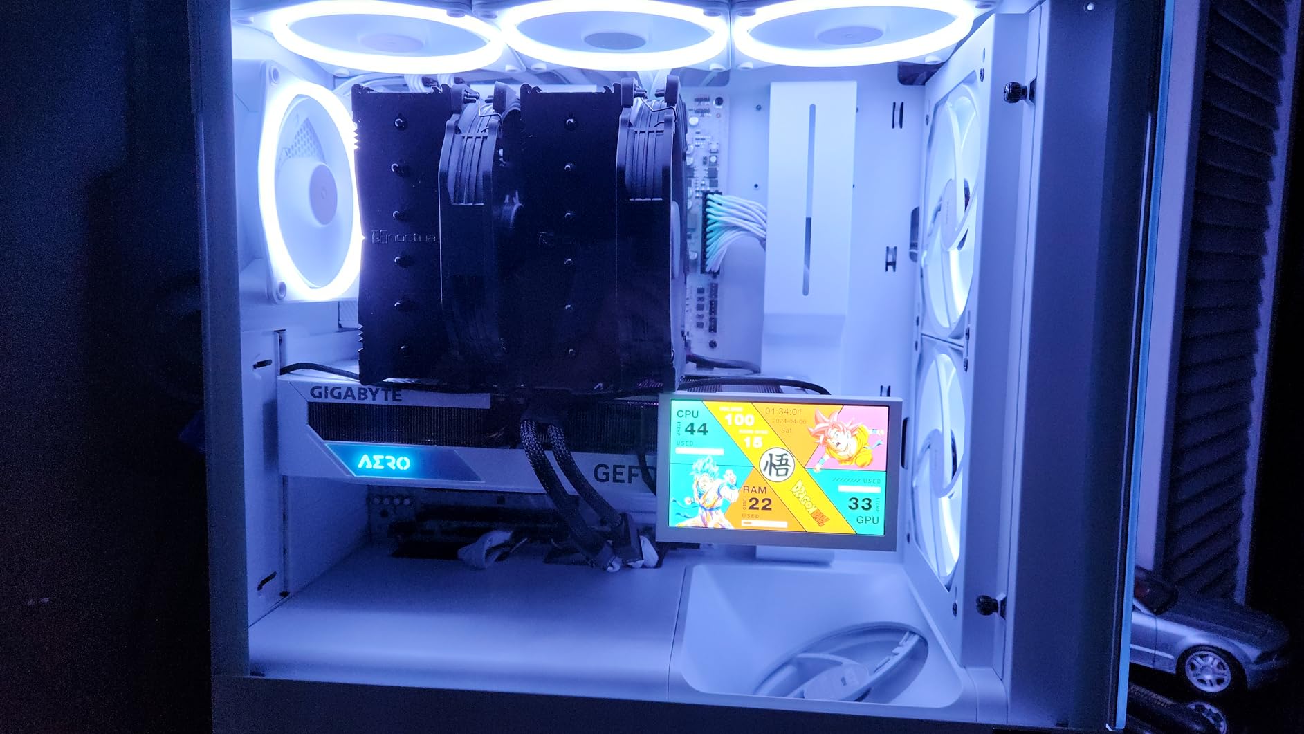 Noctua NH-D15 chromax.Black, Quiet High-Performance Dual Tower CPU Cooler, 168mm Height, 6 Heatpipes, Dual 140mm Fans, Intel & AMD Compatible customer photo 2
