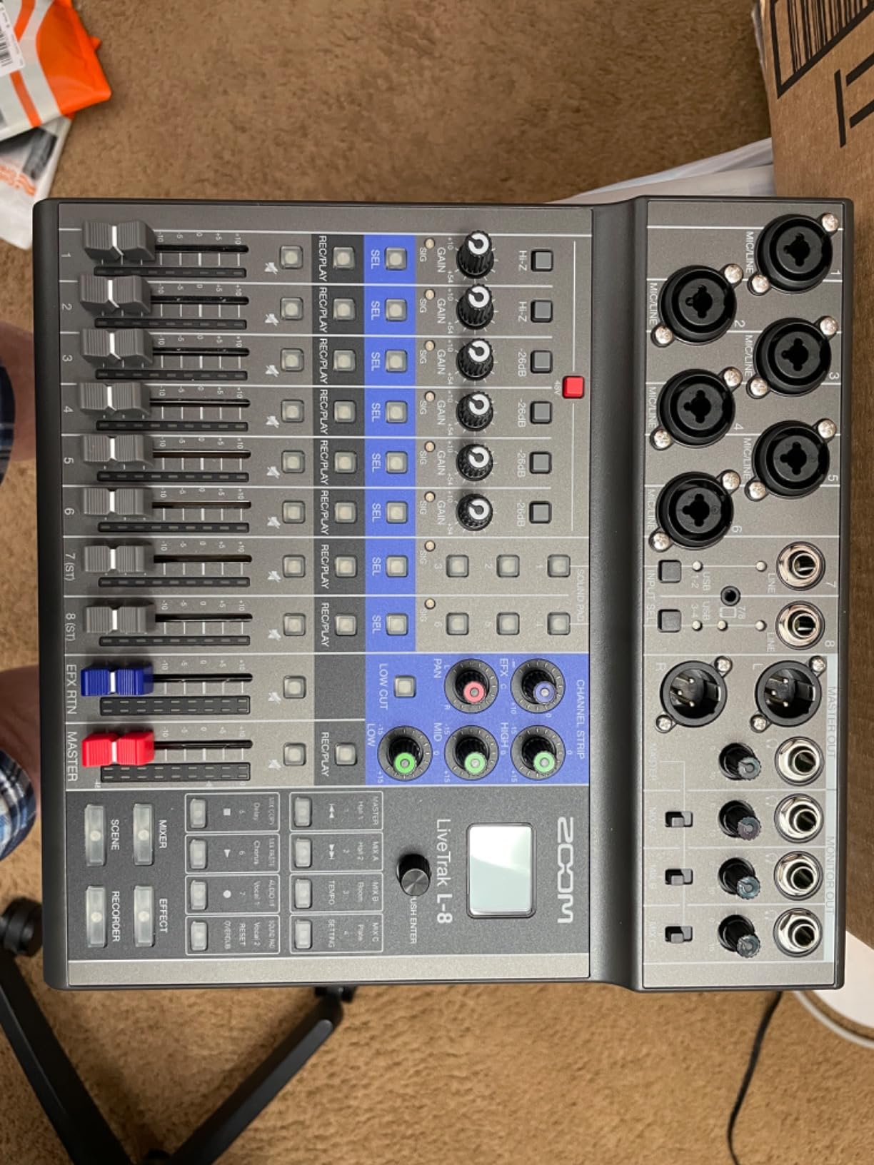 Zoom LiveTrak L-8 Podcast Recorder, Battery Powered, Digital Mixer and Recorder, Music Mixer, Phone Input, Sound Pads, 4 Headphone Outputs, 12-In/4-Out Audio Interface, Built In EQ and Effects customer photo 1