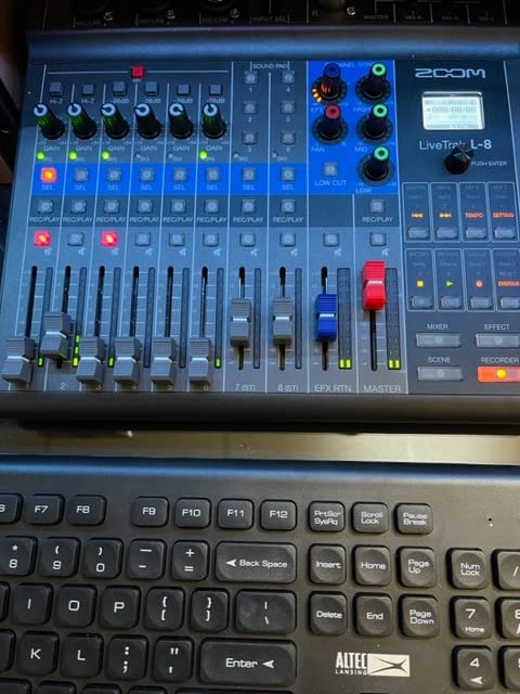Zoom LiveTrak L-8 Podcast Recorder, Battery Powered, Digital Mixer and Recorder, Music Mixer, Phone Input, Sound Pads, 4 Headphone Outputs, 12-In/4-Out Audio Interface, Built In EQ and Effects customer photo 2