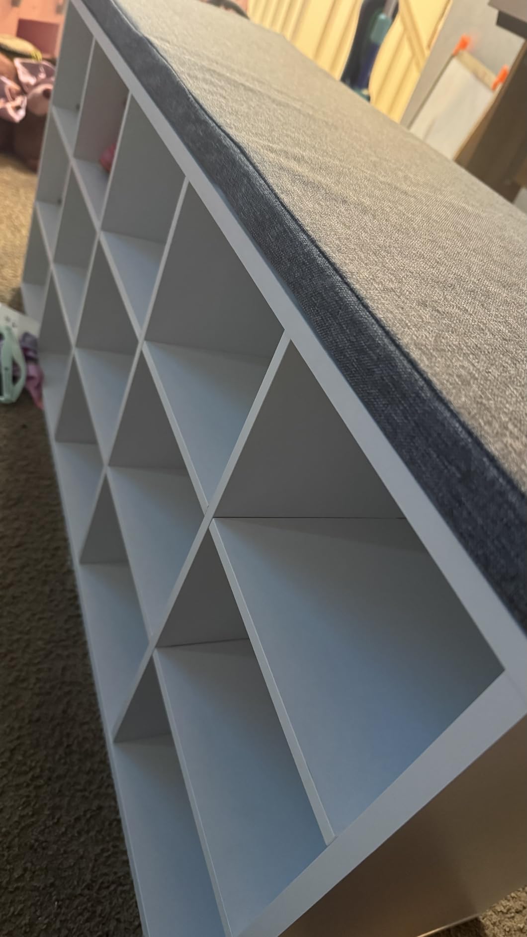VASAGLE CUSTOS Collection - Shoe Bench, Storage Bench with Padded Seat, Entryway Bench with 15 Compartments, for Bedroom, 11.8 x 41.3 x 18.9 Inches, Cloud White and Dove Gray ULHS15WT customer photo 1