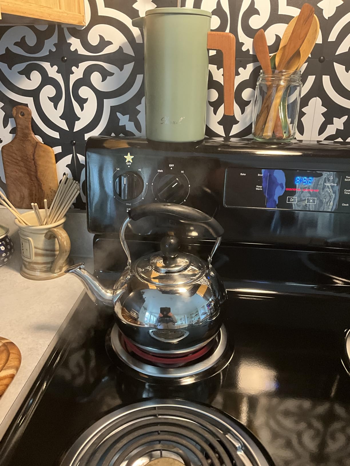 Dclobtop Whistling Tea Kettle Stovetop - 2.0 Quart Round Tea Pot for Stovetop, Silver Mirror Polished Classic Stovetop Kettle, Food Grade Material Teapot for Stove Top customer photo 2