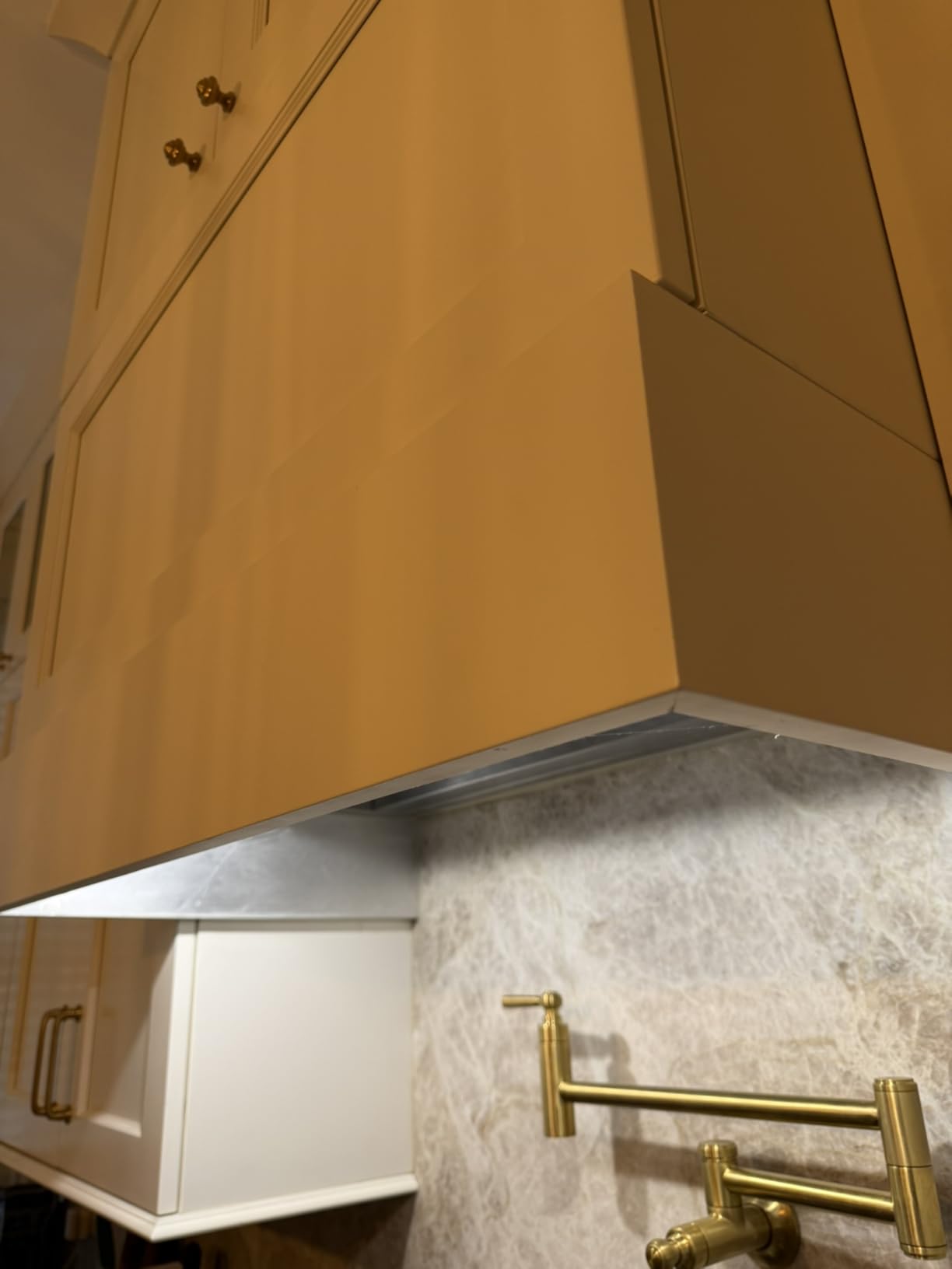 IKTCH 36 inch Built-in/Insert Range Hood 900 CFM, Ducted/Ductless Convertible Duct, Stainless Steel Kitchen Vent Hood with 2 Pcs Adjustable Lights and 3 Pcs Baffle Filters with Handlebar(IKB02-36'') customer photo 2
