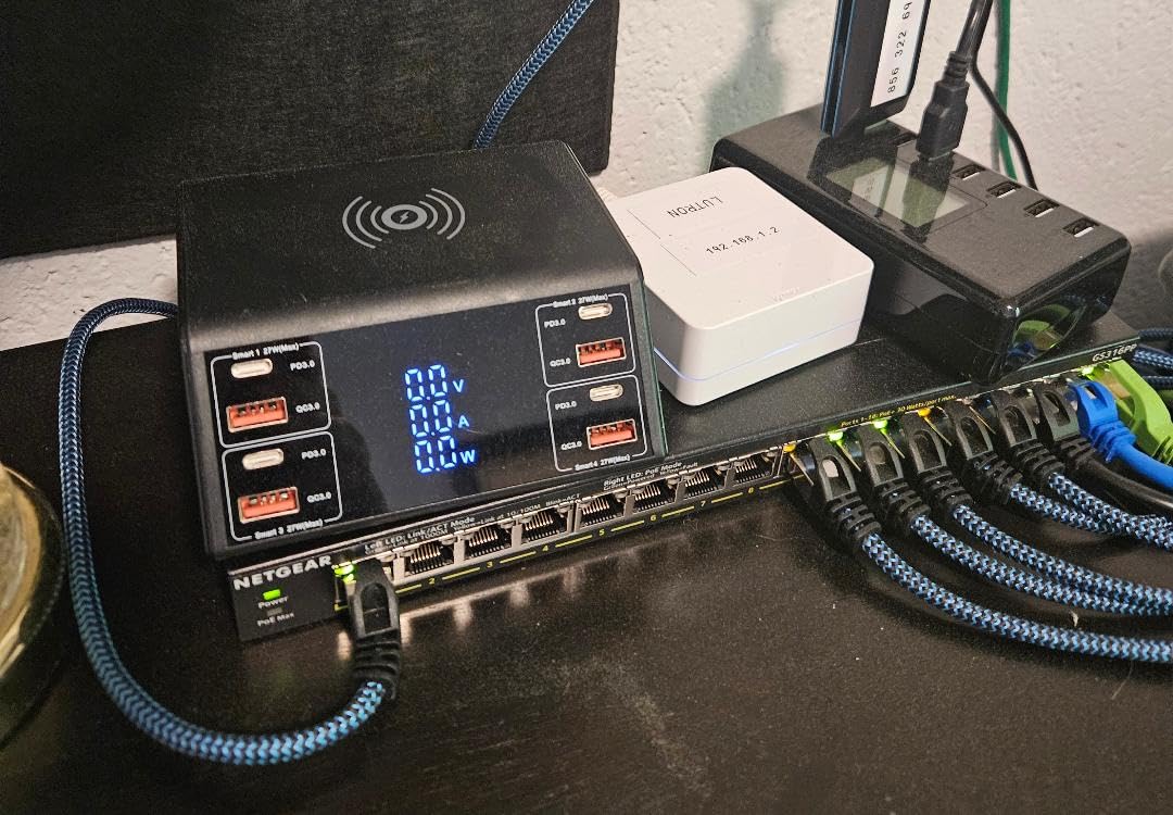 NETGEAR 16-Port PoE+ Gigabit Ethernet Unmanaged Essentials Switch (GS316P) - with 16 x PoE+ @ 115W, Desktop or Wall Mount customer photo 1