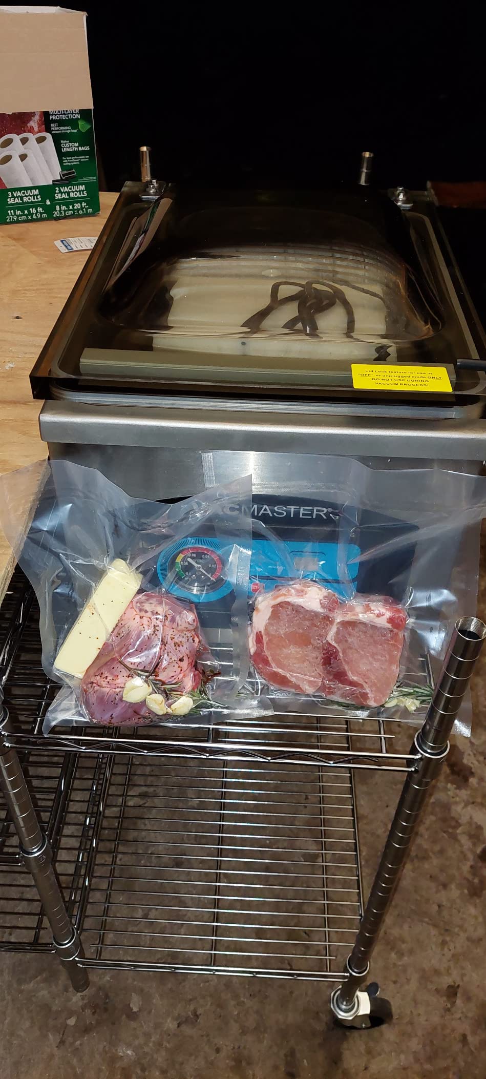 VP220 Commercial Chamber Vacuum Sealer for Sous Vide, Liquids, Powders, Food Storage customer photo 1