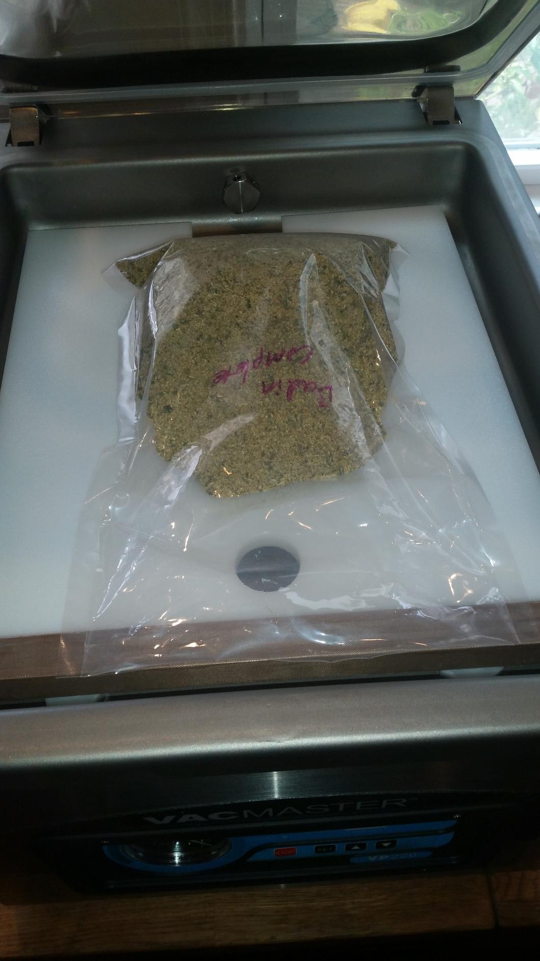 VP220 Commercial Chamber Vacuum Sealer for Sous Vide, Liquids, Powders, Food Storage customer photo 2