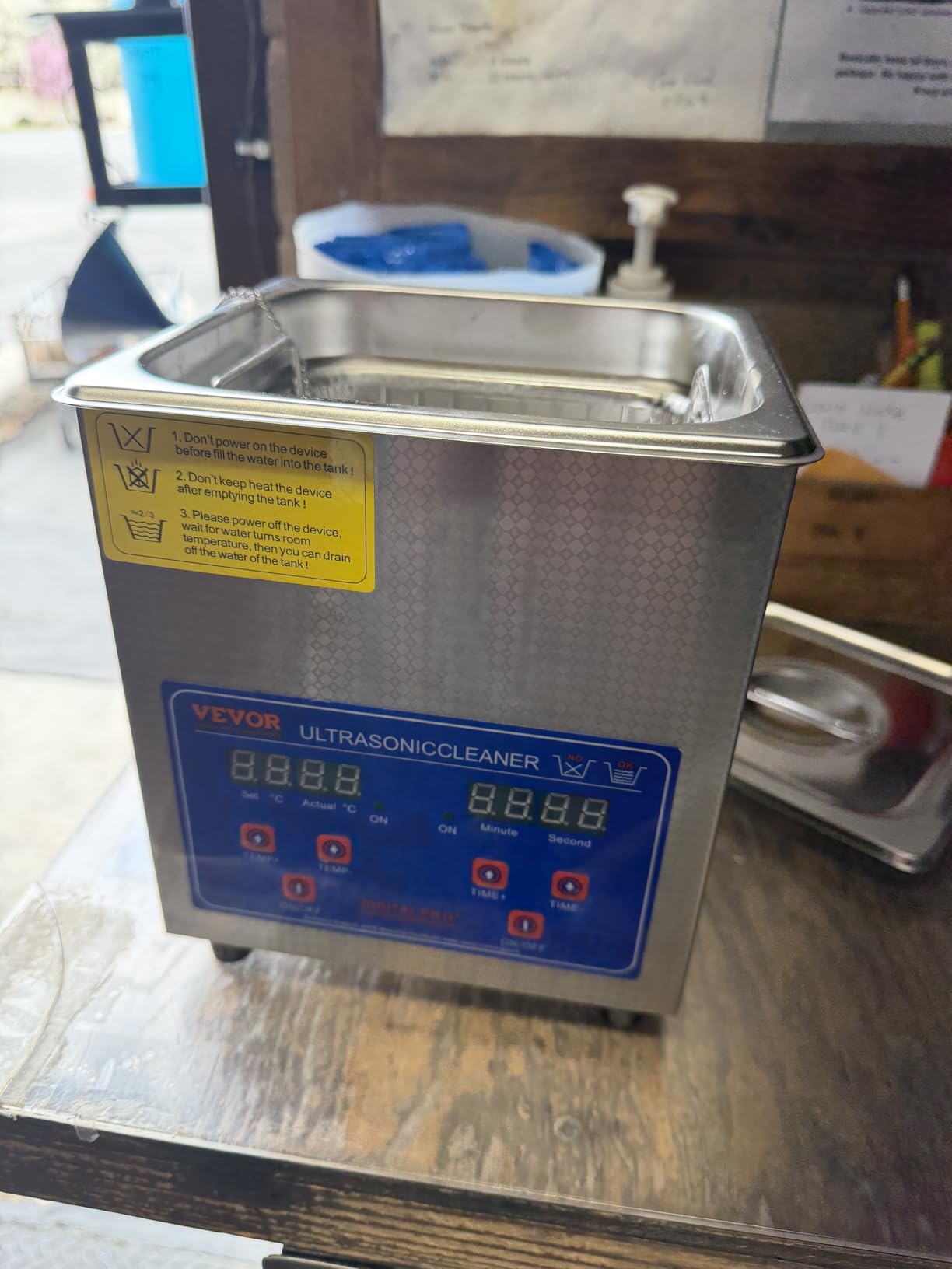 VEVOR 15L Ultrasonic Cleaner with Digital Timer&Heater Professional Ultrasonic Cleaner 40kHz Advanced Ultrasonic Cleaner 110V for Wrench Screwdriver Repairing Tools Industrial Parts Mental Cleaning customer photo 1
