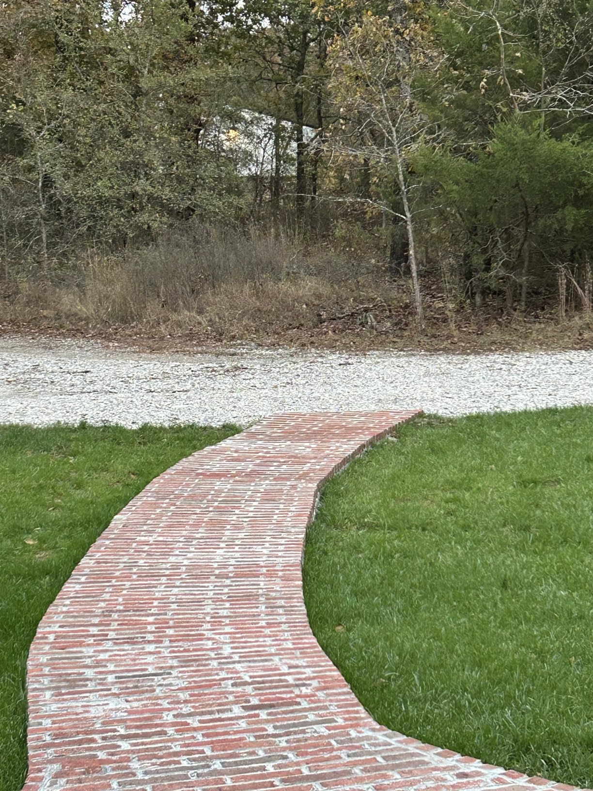 Wireless Bridge Point to Point Outdoor: UeeVii CPE450 5.8G 3Km Long Range Wi-Fi Bridge for Extend Network to Barn and Surveillance Range - Work with Starlink, 14dBi MIMO Antenna,48V POE Powered, 2pcs customer photo 1