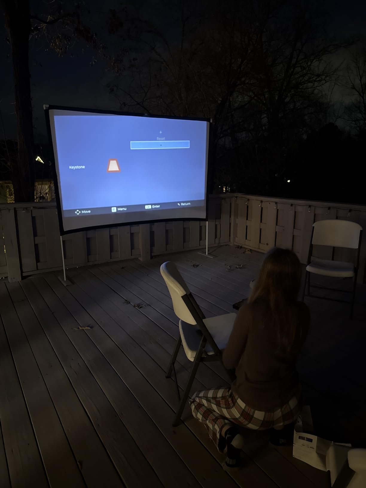 Projector Screen with Stand 120 inch 16:9 HD 4K Outdoor Indoor Projection Screen for Home Theater 3D Fast-Folding Projector Screen with Stand Legs and Carry Bag Projection Movie Wrinkle-Free customer photo 2