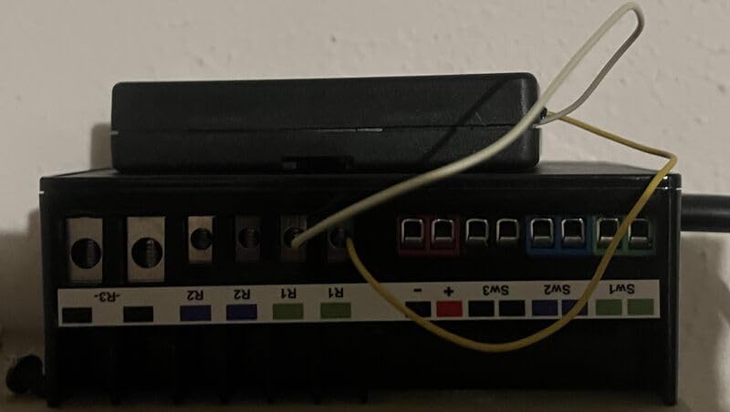 Zooz Z-Wave Long Range MultiRelay ZEN16 800LR for Garage Doors, Sprinklers, Gas Fireplace; 3 Dry Contact Relays (15A, 15A, 20A); 12-24 V AC/DC or USB C Power; Signal Repeater; Hub Required customer photo 1