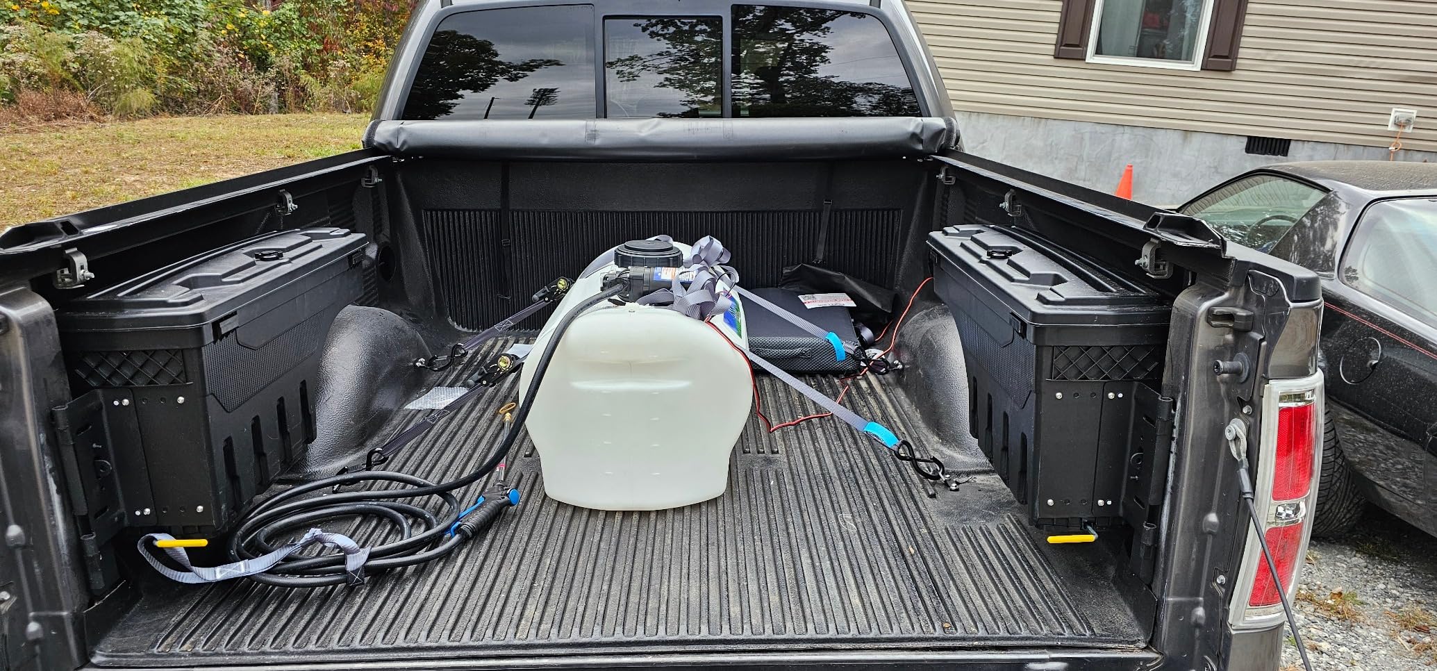 25-Gallon Deluxe UTV & ATV Spot Sprayer - 2.2GPM, 70PSI Max customer photo 1