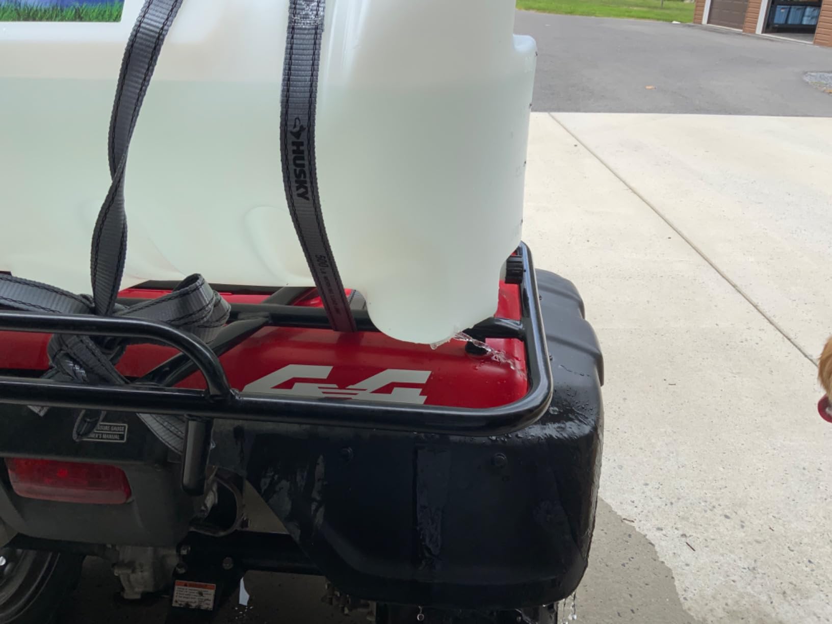 25-Gallon Deluxe UTV & ATV Spot Sprayer - 2.2GPM, 70PSI Max customer photo 2