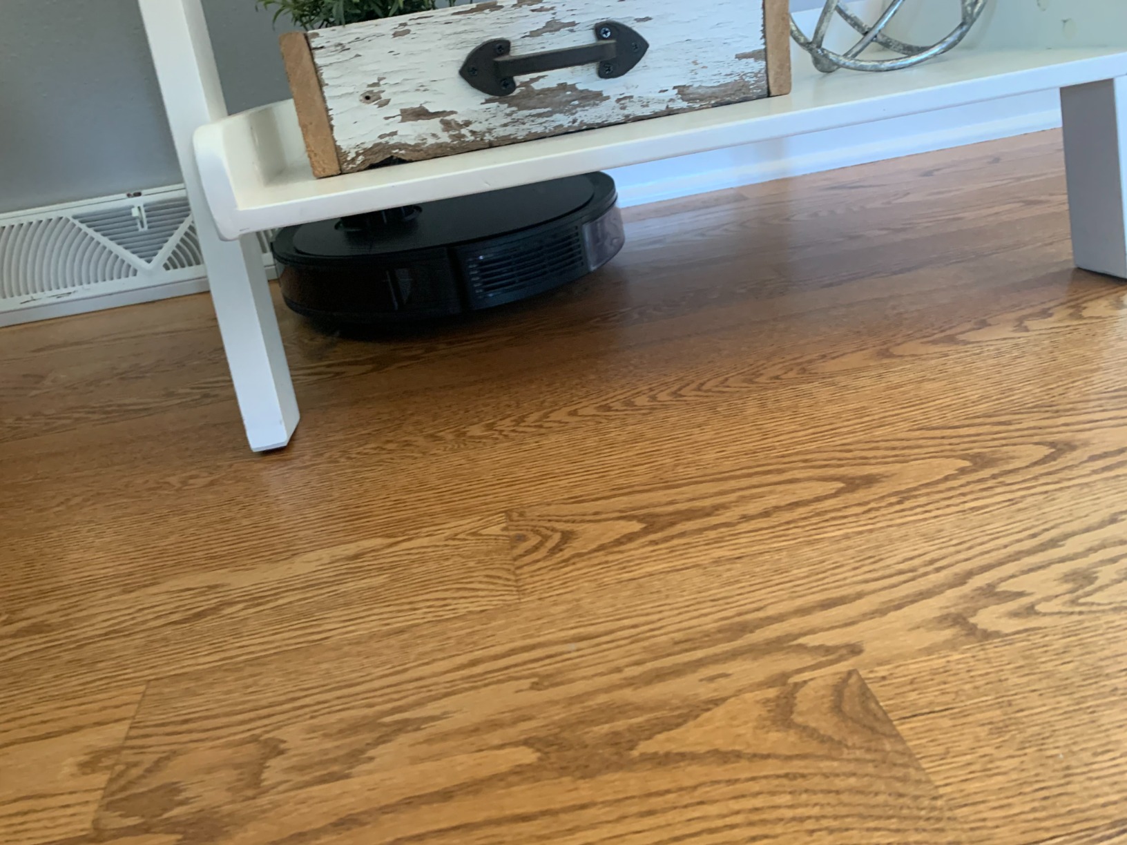 ECOVACS Deebot T8 AIVI Robot Vacuum Cleaner for Floors, Carpet, Vacuuming and Mopping in One-Go, Laser Mapping, Smart AI Object Recognition, On-Demand Live Video, Custom Clean, 3+ Hours of Runtime customer photo 2