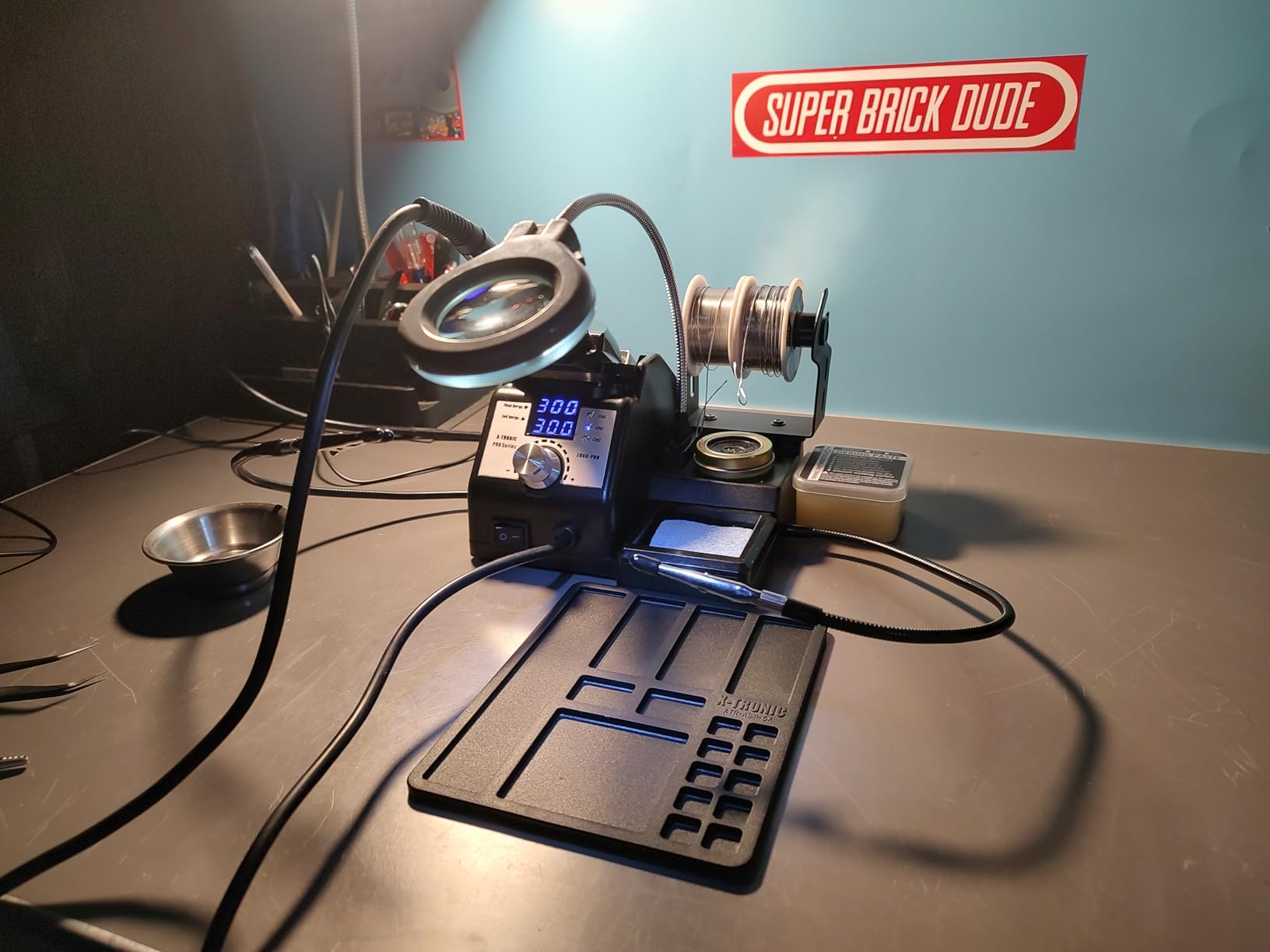 X-Tronic 3060-PRO - 75W Soldering Iron Station Kit - 5 Extra Tips - Mini Mag Lamp - 4 Helping Hands - Solder Sucker - Tweezers - 50g Solder - Brass Sponge w/Flux - Sleep Func, C/F, 3 Temp Presets! customer photo 1