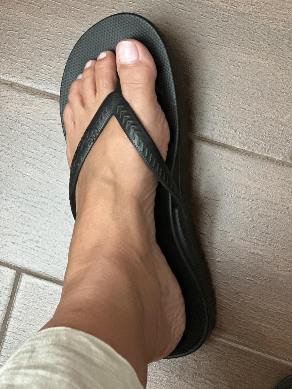 ARCHIES Arch Support Flip Flops for Men & Women - Orthotic Sandals for Plantar Fasciitis Relief customer photo 1