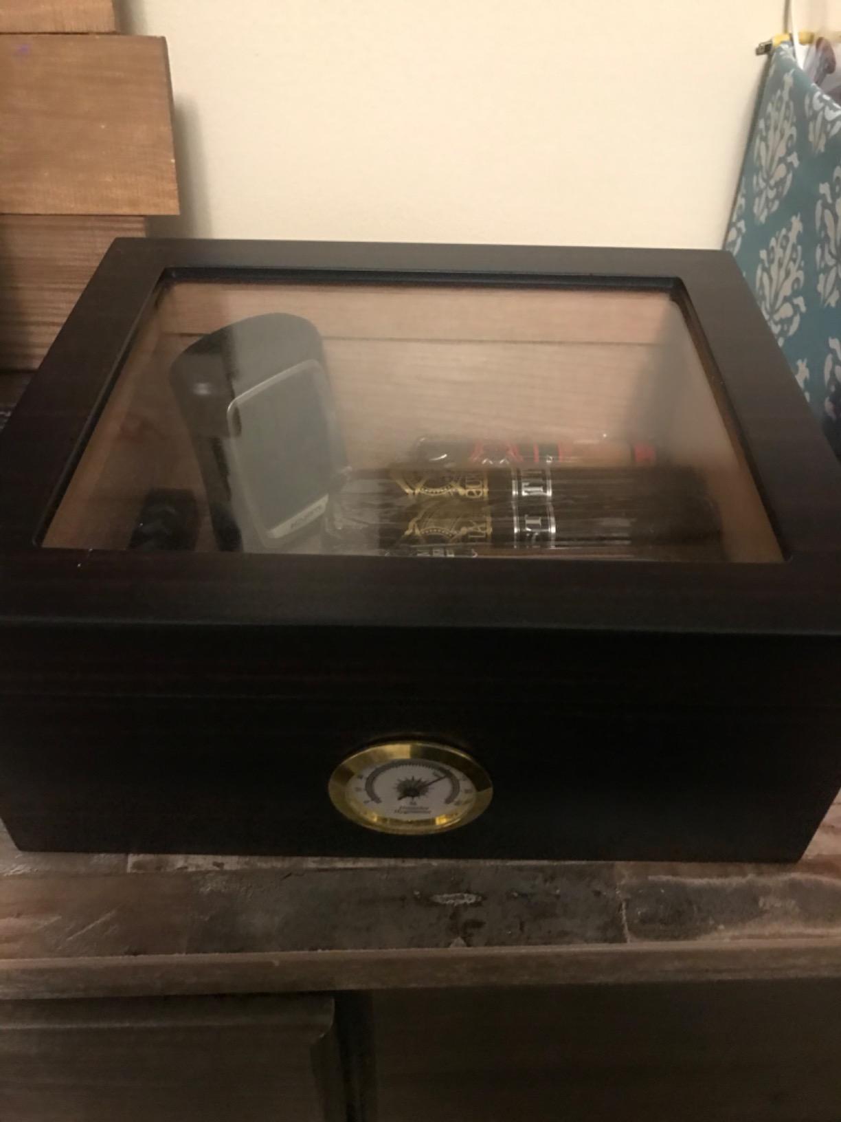 Premium Cigar Humidor - Holds 25-50 Cigars, Spanish Cedar Wood with Ebony Black Finish, Shatter-Resistant Glass Top, Built-In Hygrometer, Humidifier & Divider Included customer photo 1
