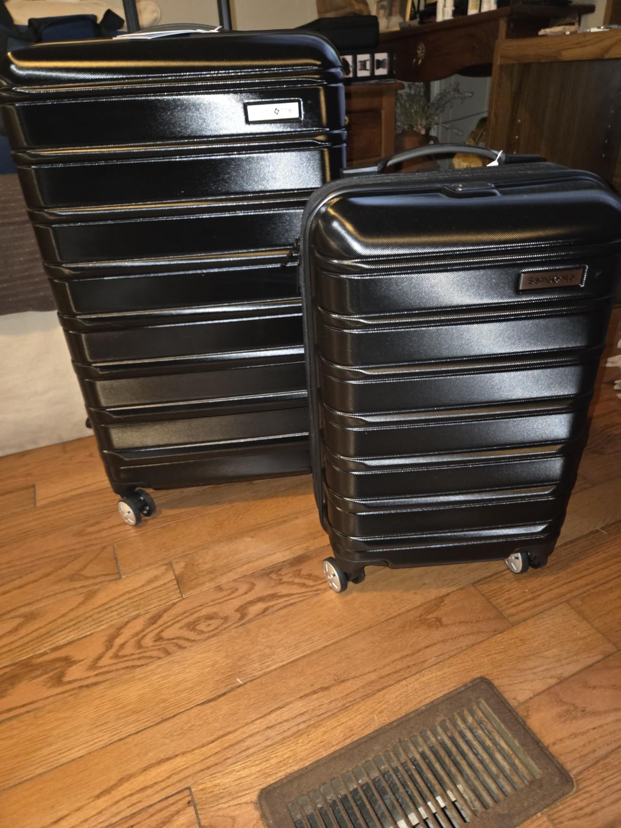 Samsonite Omni 2 28-Inch Large Checked Hardside Luggage with 360° Spinner Wheels customer photo 1