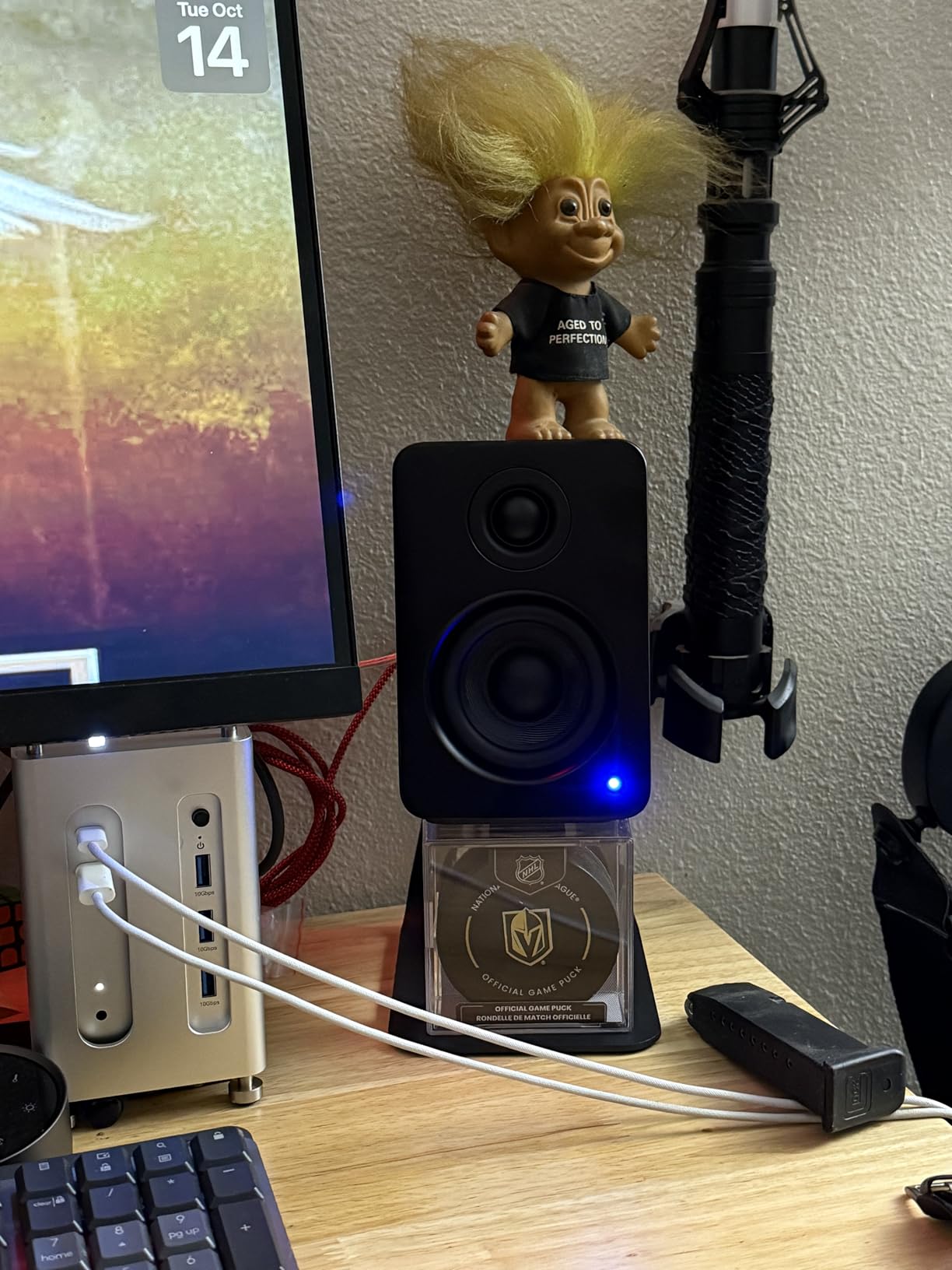 Kanto YU2 Powered 2 Channel Stereo Computer Speakers W/Built-in USB DAC - Walnut customer photo 2