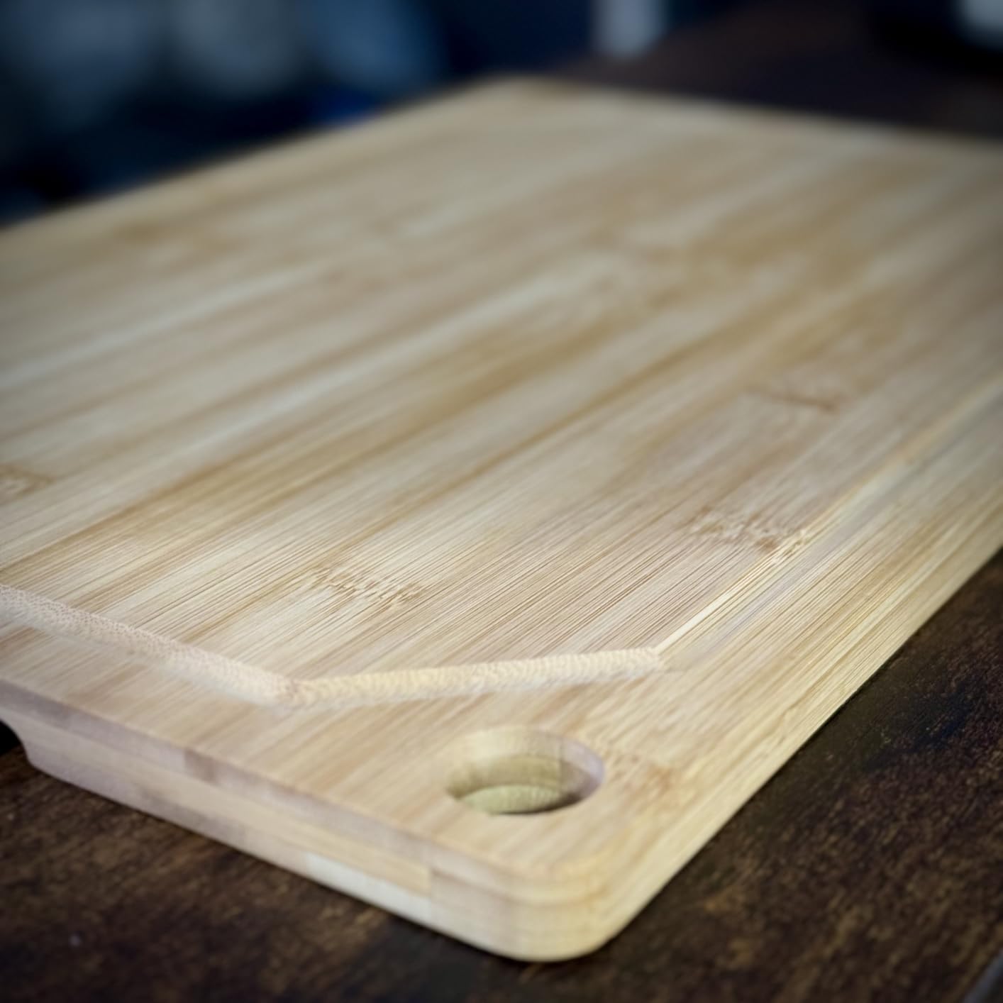 Hiware Extra Large Bamboo Cutting Board for Kitchen, Heavy Duty Wood Cutting Board with Juice Groove, 100% Organic Bamboo, Pre Oiled, 18