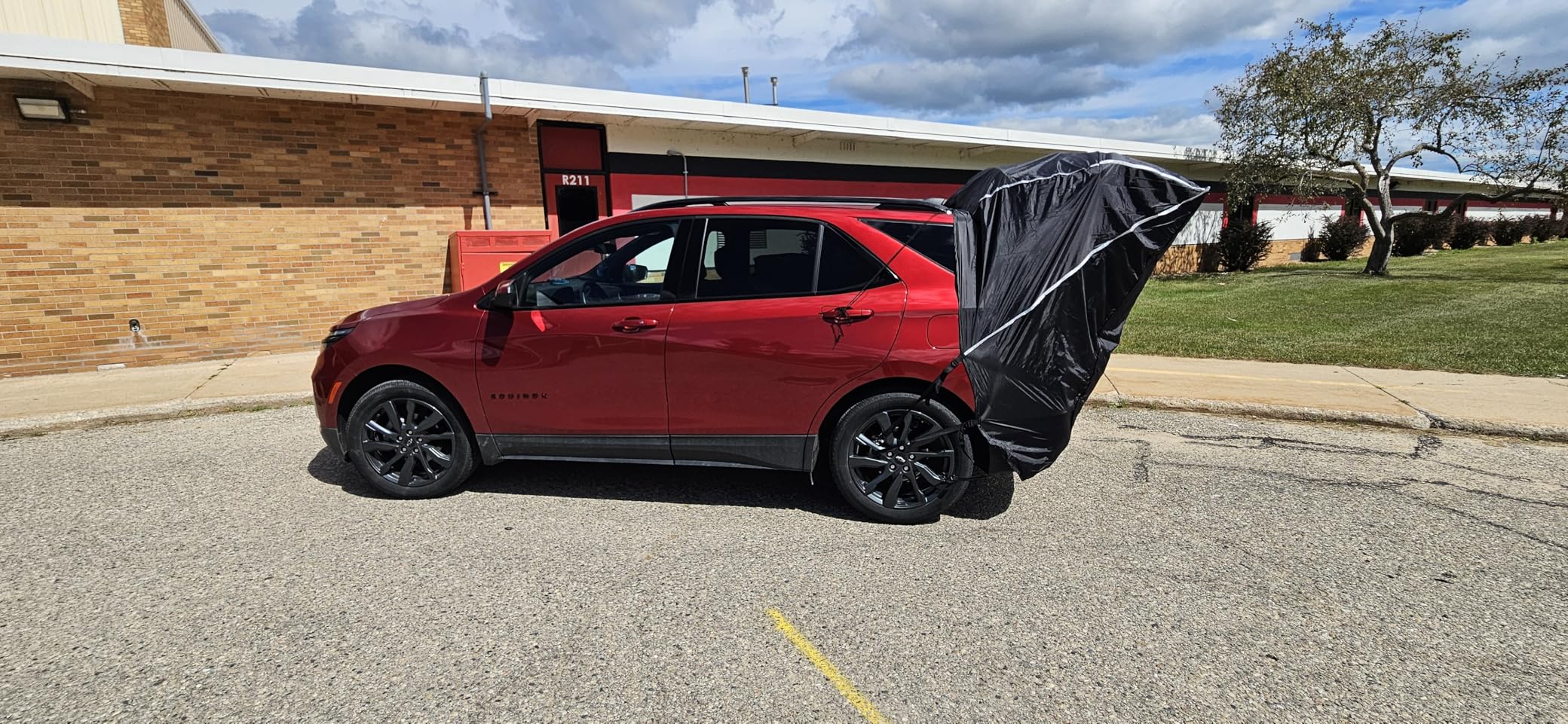 Hasika SUV Camping Tent Car Tailgate Shade Awning with Screen Net Waterproof 3000MM UPF 50+ Black customer photo 2