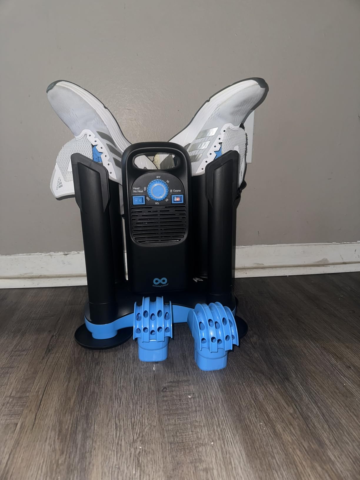 Everlasting Comfort Boot Dryer with Ozone Deodorizer - Fast Drying Compact Design customer photo 2