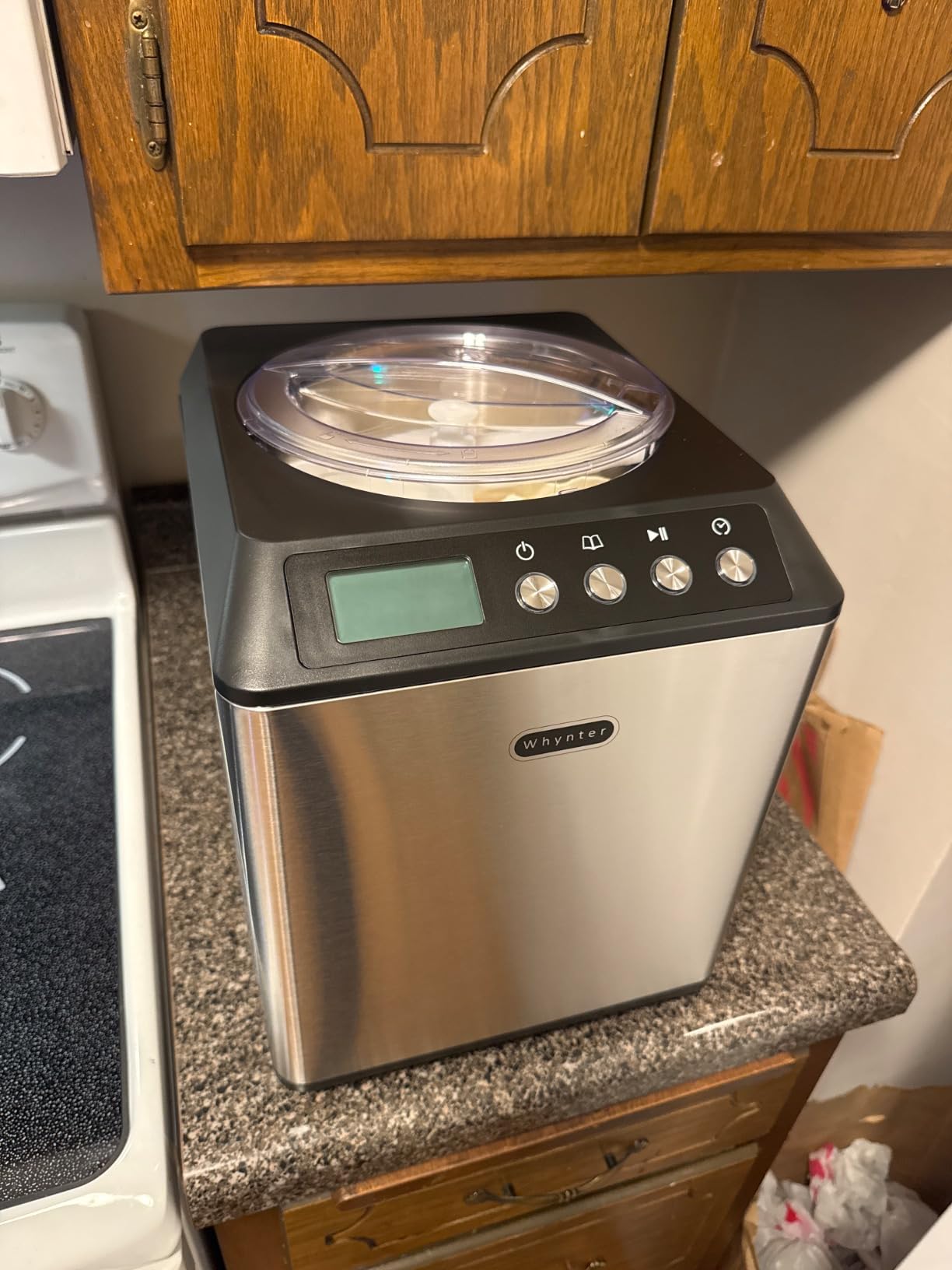 Whynter Ice Cream Maker Machine Automatic 1.28 Qt Upright with Built-In Compressor, LCD Digital Display & Timer, No Pre-Freezing, ICM-128BPS, Black/Pink customer photo 2