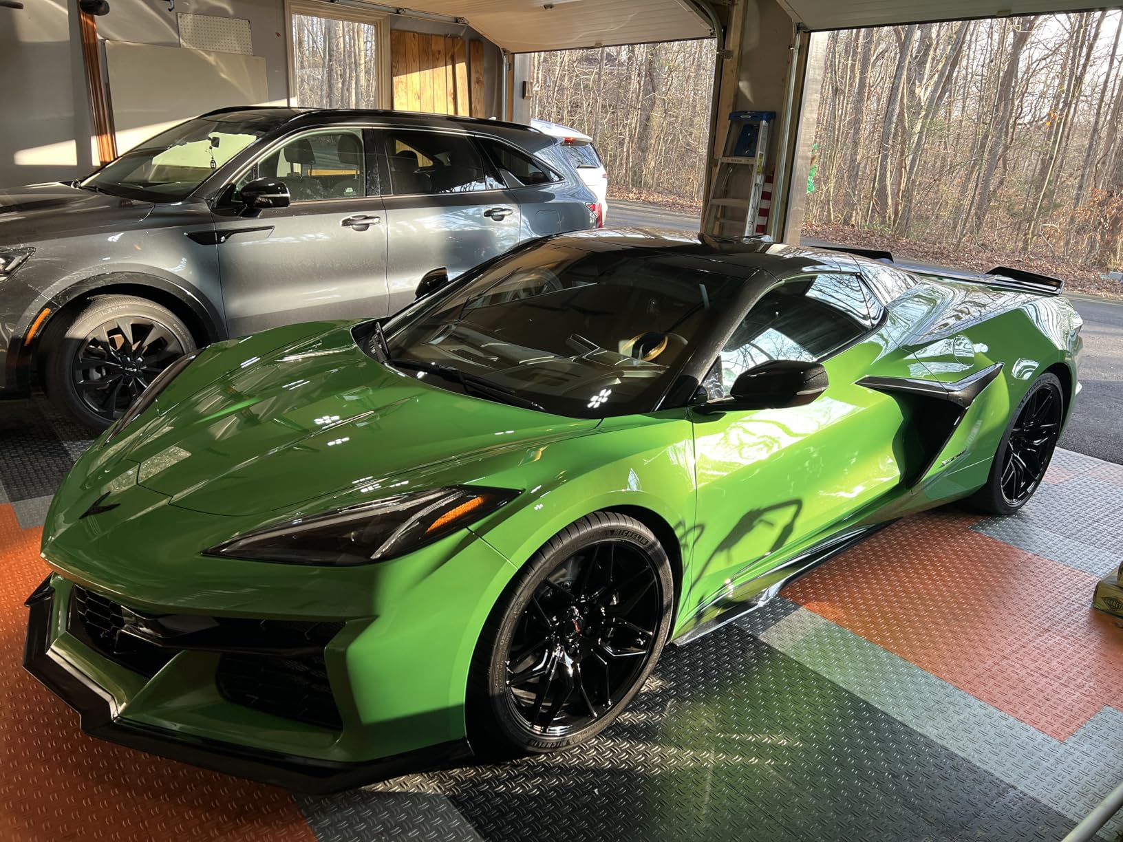 Turtle Wax Hybrid Solutions Ceramic Graphene Paste Wax for Car Detailing, High Gloss Shine, Extreme Water Beading, Long-Lasting Protection, for Paint, Glass Metal, Wheels and More, 5.5 oz customer photo 2