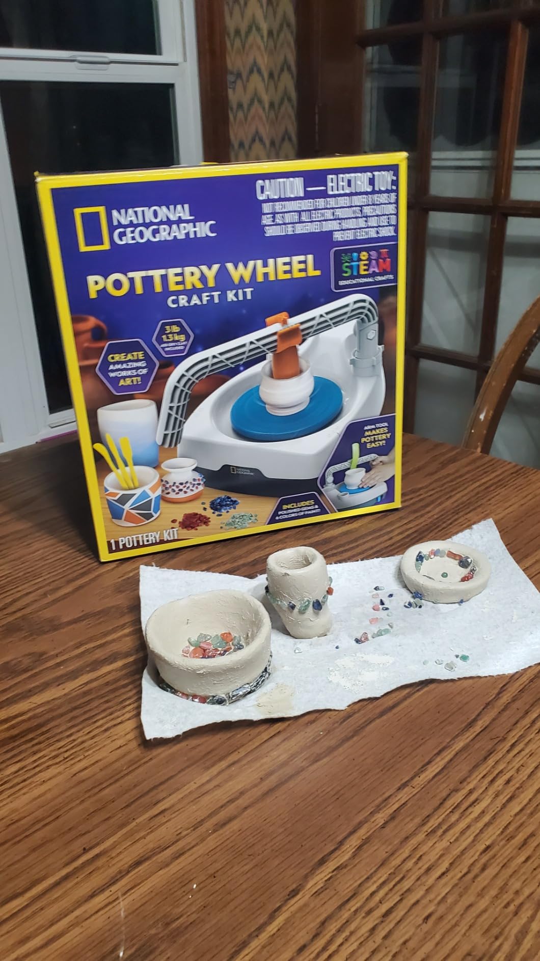 NATIONAL GEOGRAPHIC Pottery Wheel for Kids Complete Beginner Kit | 2-Speed Electric Motor, 2 Lbs. Air-Dry Clay, Sculpting Tools, Paints and Apron, Creative Craft Toy, Birthday Gift customer photo 1
