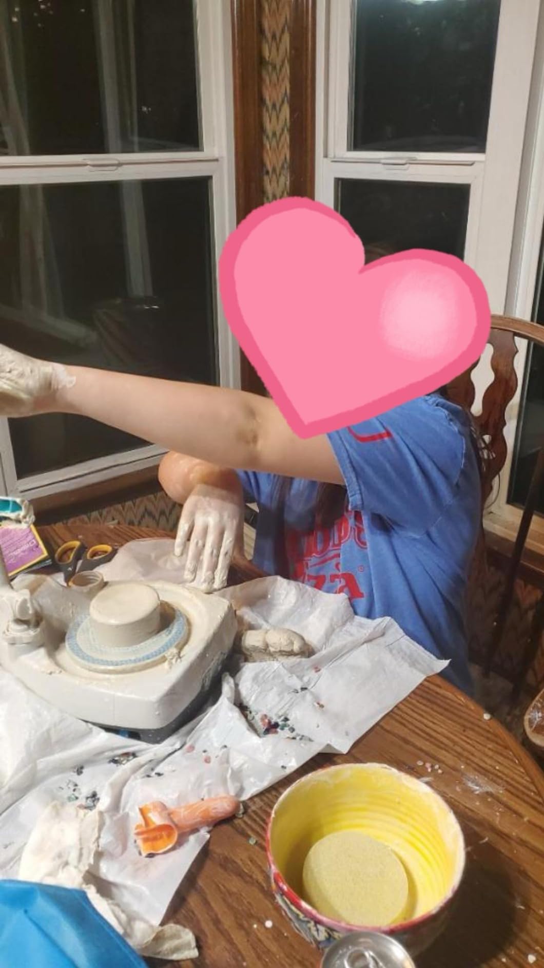 NATIONAL GEOGRAPHIC Pottery Wheel for Kids Complete Beginner Kit | 2-Speed Electric Motor, 2 Lbs. Air-Dry Clay, Sculpting Tools, Paints and Apron, Creative Craft Toy, Birthday Gift customer photo 2