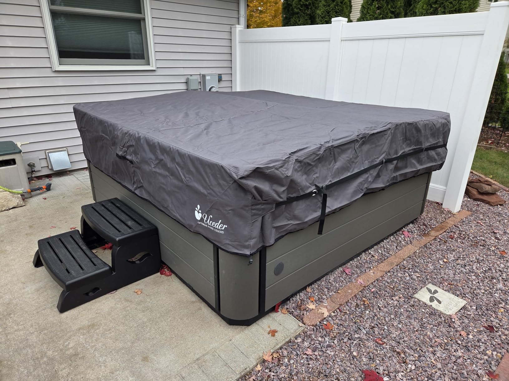 UCEDER Waterproof Hot Tub Cover -Outdoor Spa Cover Cap(Actual Size 93''x93 x20'' Fit 91''x91 x 20'') 600D Heavy Duty Polyester Hot Tub Cover Protector(Dark Gray) customer photo 1