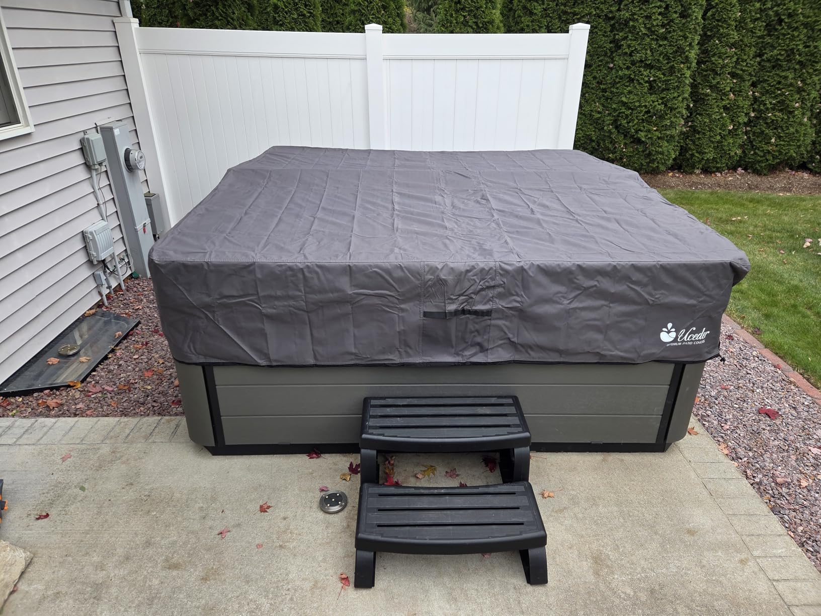 UCEDER Waterproof Hot Tub Cover -Outdoor Spa Cover Cap(Actual Size 93''x93 x20'' Fit 91''x91 x 20'') 600D Heavy Duty Polyester Hot Tub Cover Protector(Dark Gray) customer photo 2