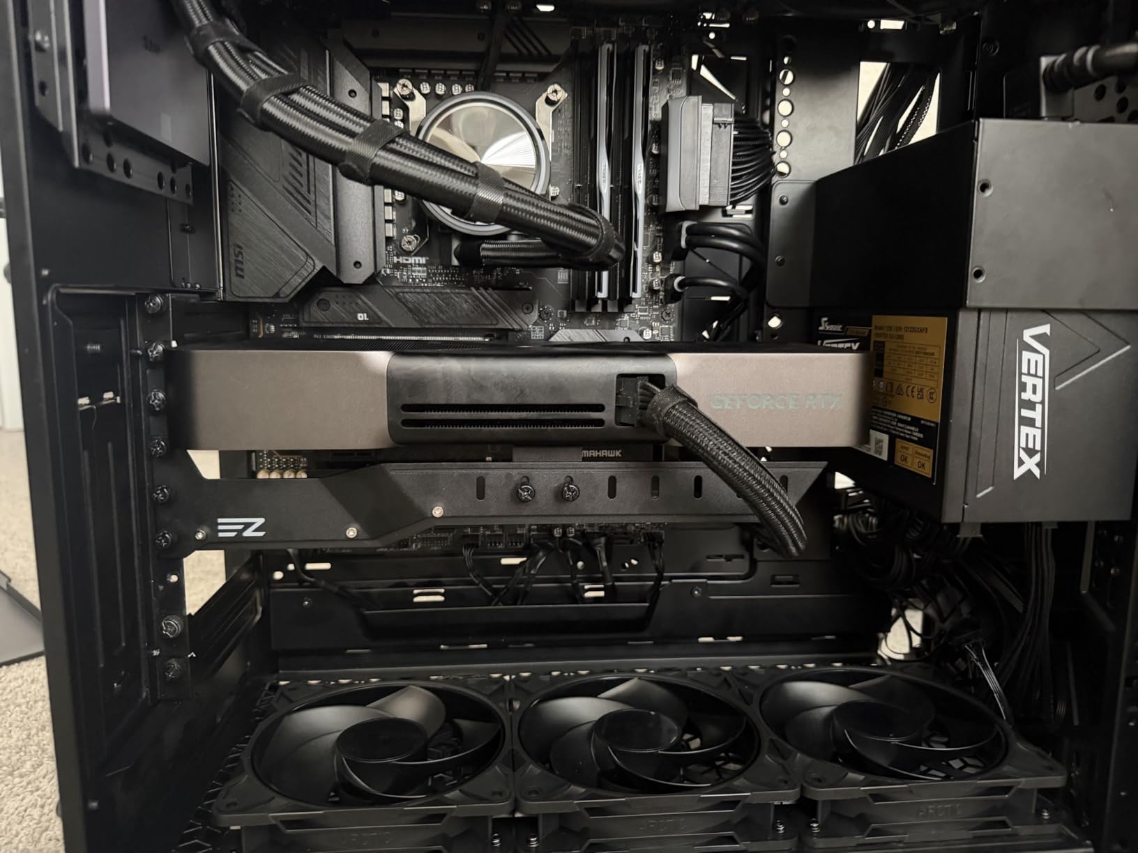 EZDIY-FAB GPU Holder Brace Graphics Card Support, Video Card Sag Holder/Holster Bracket Support RX6700, RTX3090 - 309EZ-Black customer photo 2