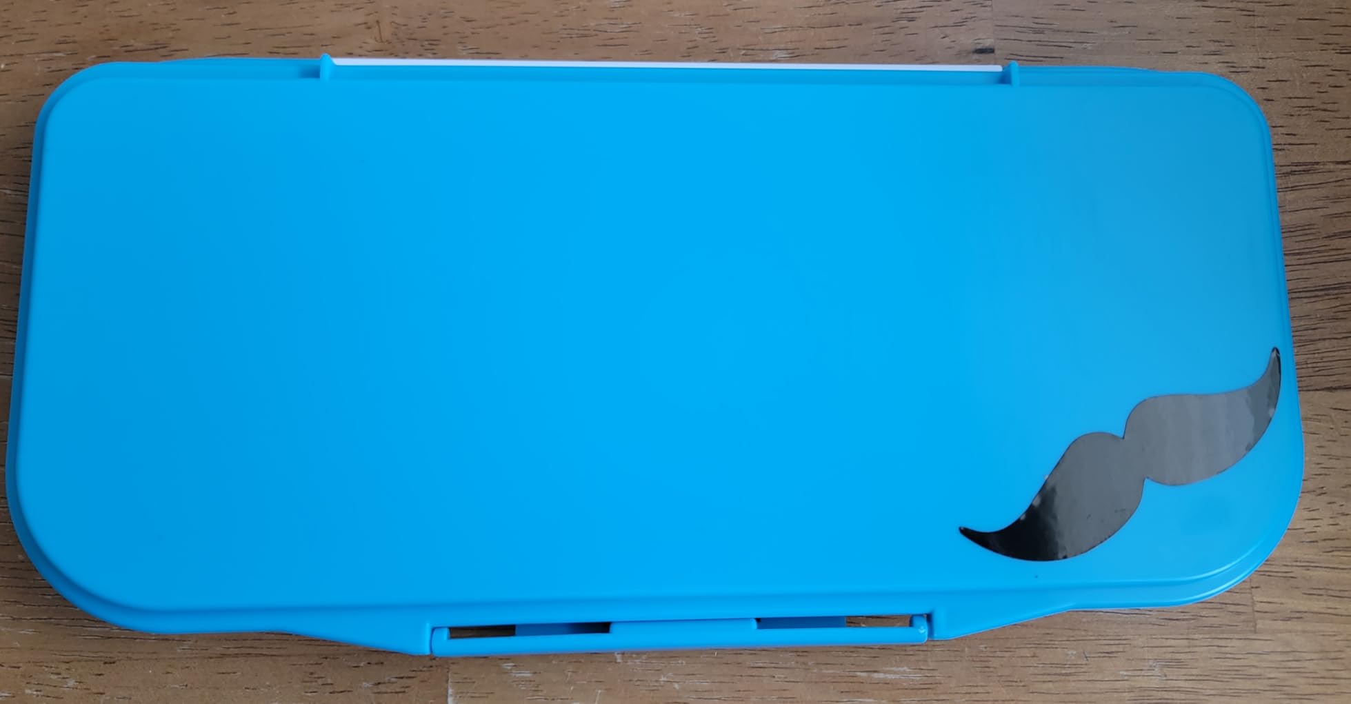 Mr. Pen Airtight 18-Well Watercolor Palette with 2 Mixing Areas and Lid - Folding Paint Tray customer photo 2