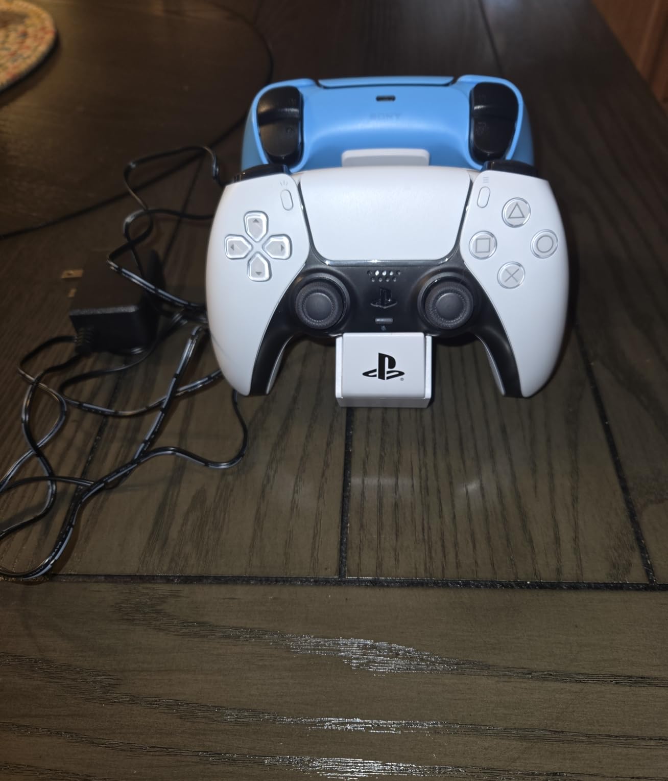 PowerA Twin Charging Station for Dualsense Wireless Controllers customer photo 1