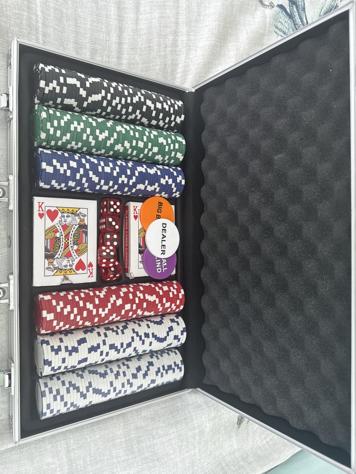 Poker Chip Set - 500PCS Poker Chips with Aluminum Case, 11.5 Gram Chips for Texas Holdem Blackjack(500pcs) customer photo 1