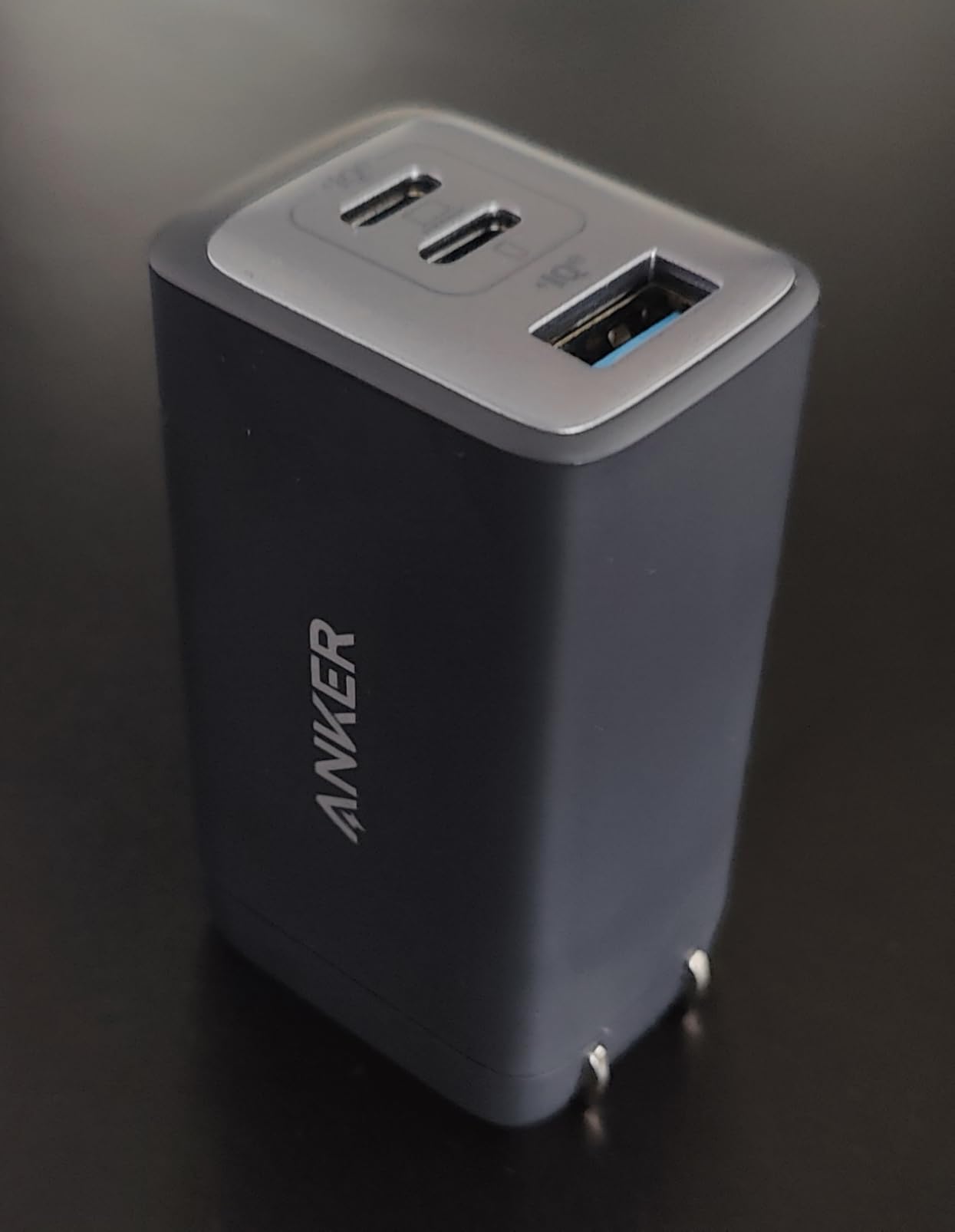 Anker Charger, 65W 3-Port Fast Compact Foldable USB C Charger Block for MacBook Pro/Air, iPad Pro, Galaxy, Steam Deck, iPhone 17 Series customer photo 2