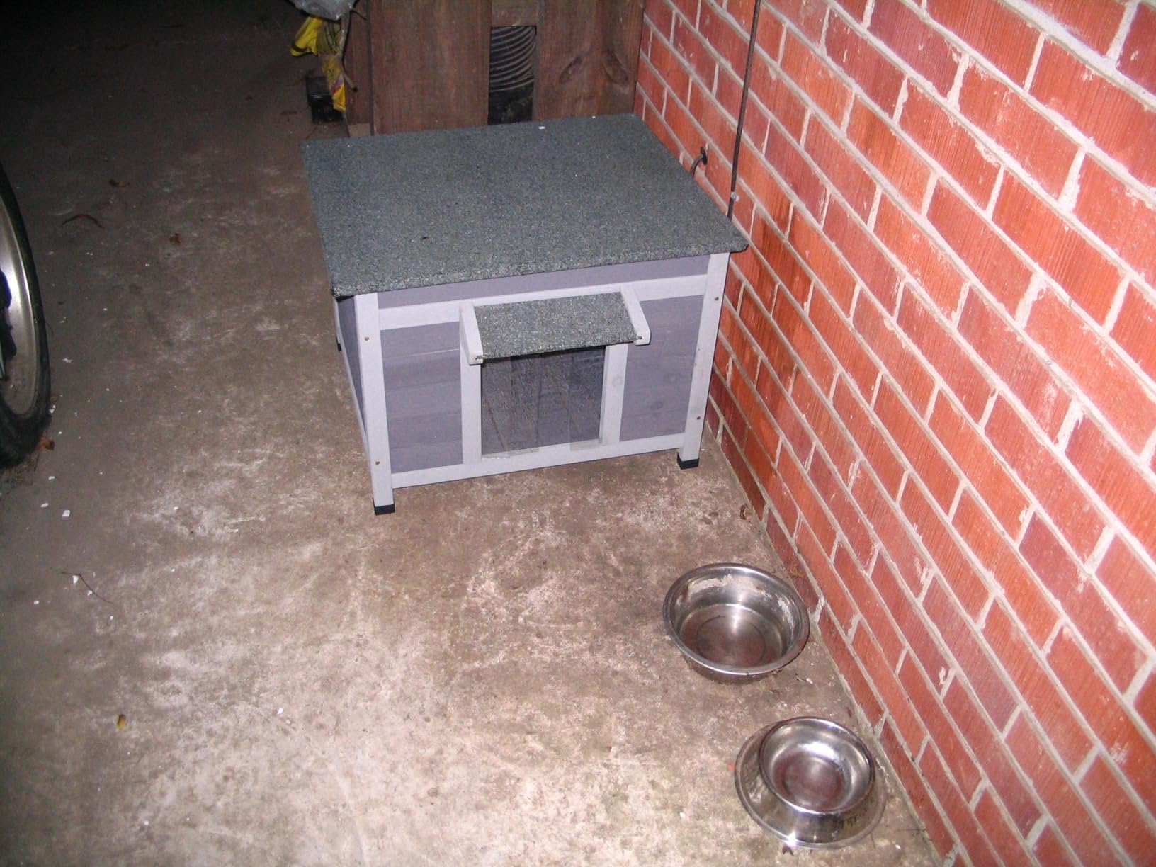 Outdoor Feral Cat House Weatherproof, Small Wooden Rabbit Hutch Bunny Cage Indoor-PVC Door Flaps customer photo 2