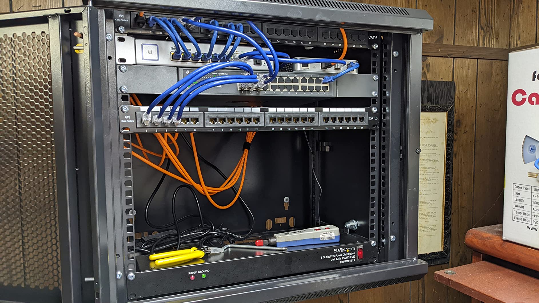 9U Wall Mount Server Cabinet Network Rack Vented Enclosure Locking Door customer photo 2