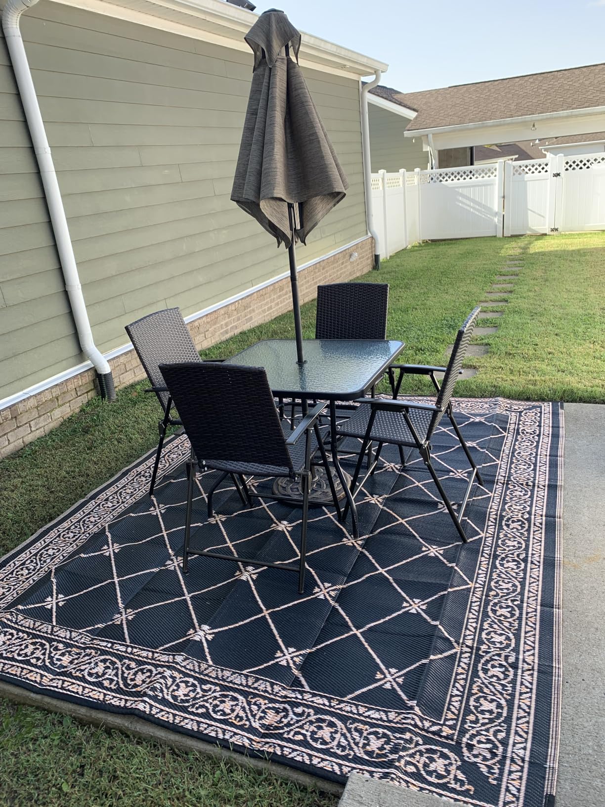 HiiARug Reversible Mat Plastic Outdoor Rugs for Patios Clearance Waterproof Plastic Straw Rug Large Area Rug for Outdoor, Porch, Patio, RV,Camping,5x7Ft, Grey customer photo 1