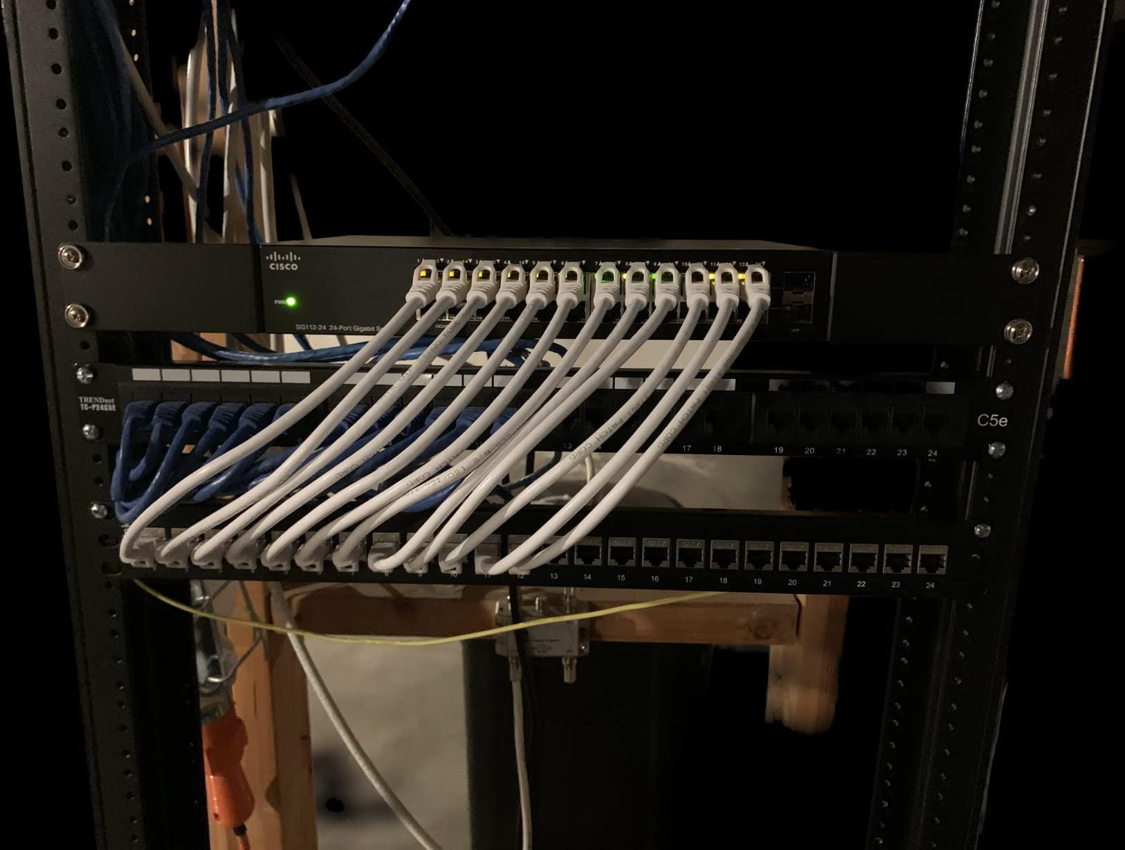 Rapink Patch Panel 24 Port Cat7 with Inline Keystone 10G Support, Coupler Patch Panel STP Shielded 19-Inch with Removable Back Bar, 1U Network Panel for Cat7, Cat6, Cat6A, Cat5e, customer photo 2