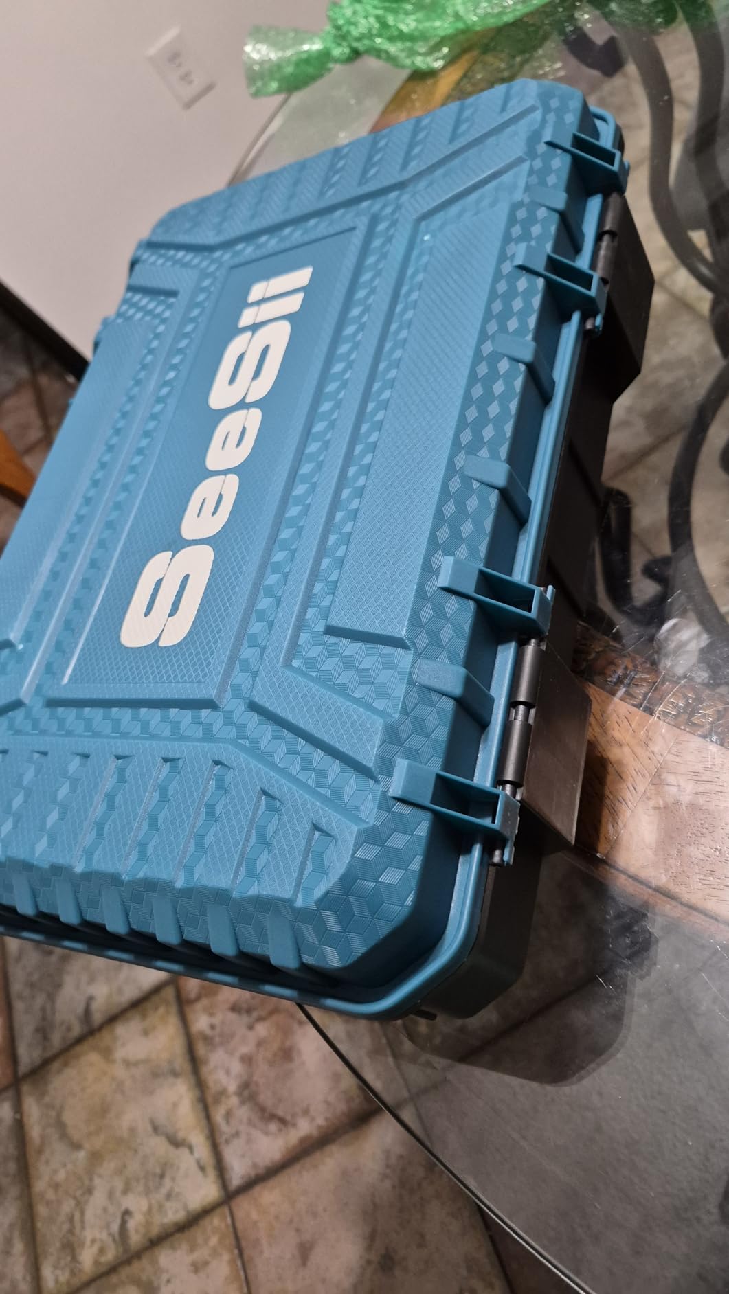Seesii Cordless Impact Wrench 1/2 inch, High Torque 479 Ft-lbs(650Nm) Brushless Impact Gun,2500RPM w/2x4.0 Battery, 6 Sockets,8 Drill Bits, High Torque Power Impact Driver for Car Home,WH700 customer photo 2