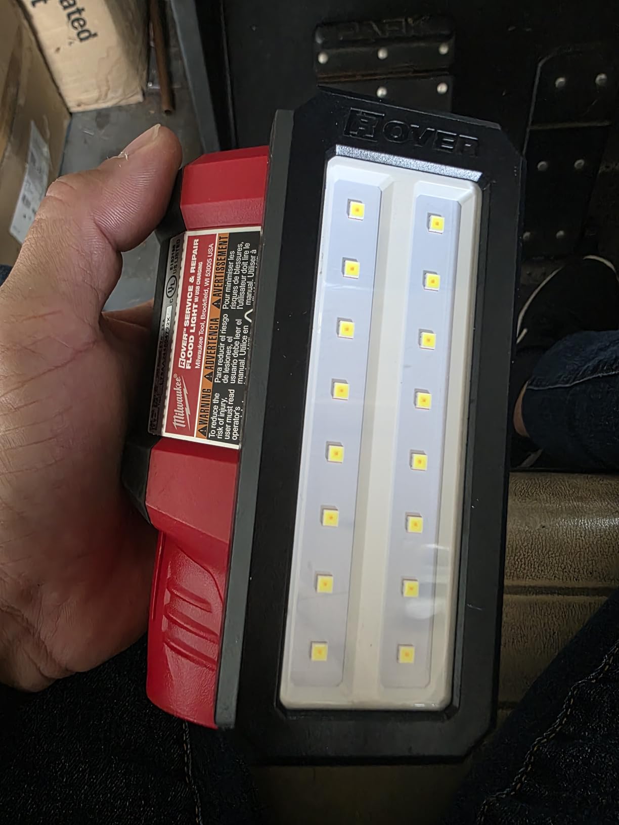 Milwaukee Electric - M12 Rover Service Repair Flood Light With USB Charging customer photo 1