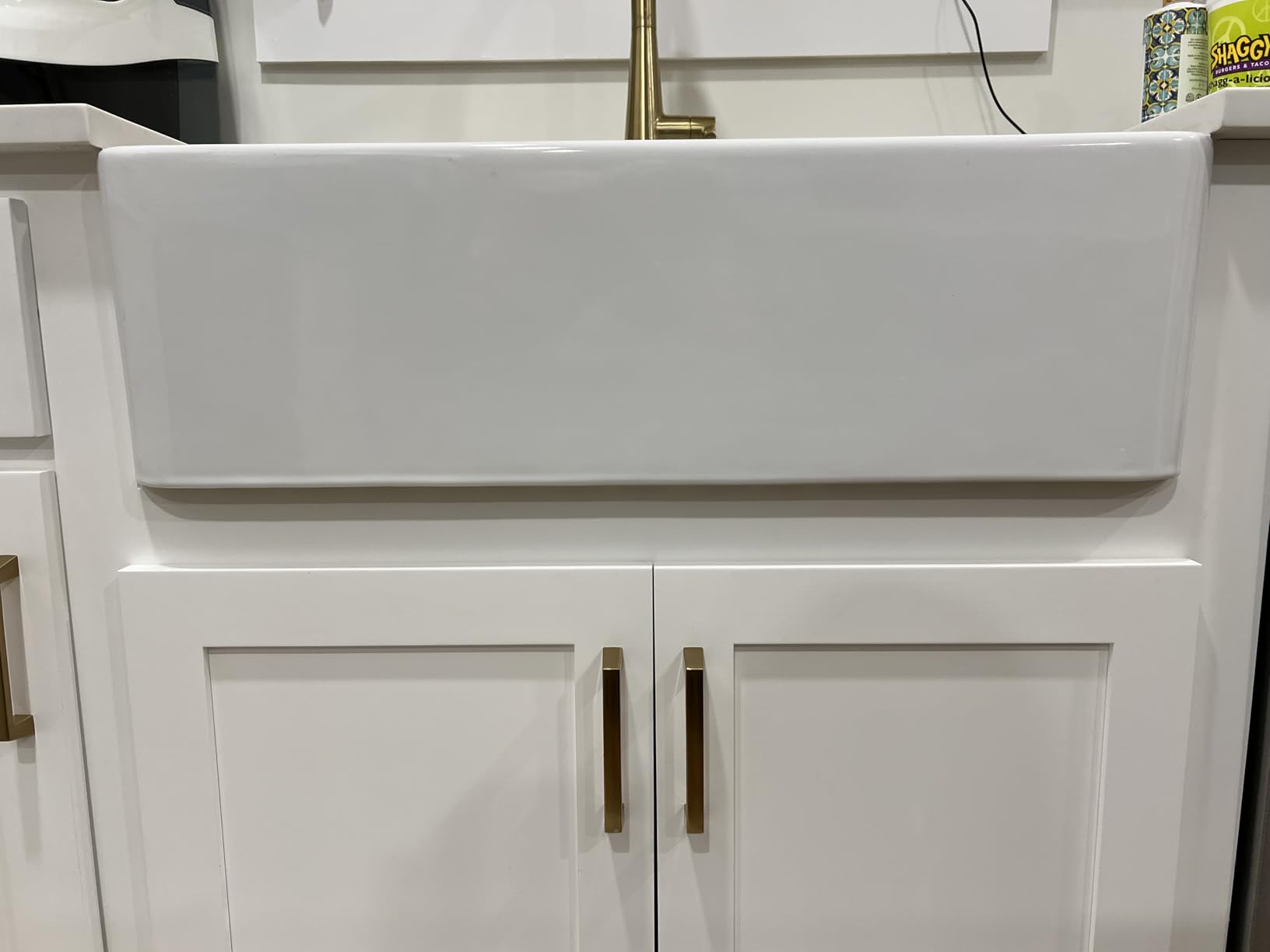TUKTUK White Farmhouse Sink 33 inch Fireclay Apron Front Farm House Kitchen Sink Single Bowl Deep Drop In Undermount Reversible Heavy Duty Easy to Clean Porcelain Kitchen Basin Modern Luxury Accessory customer photo 1